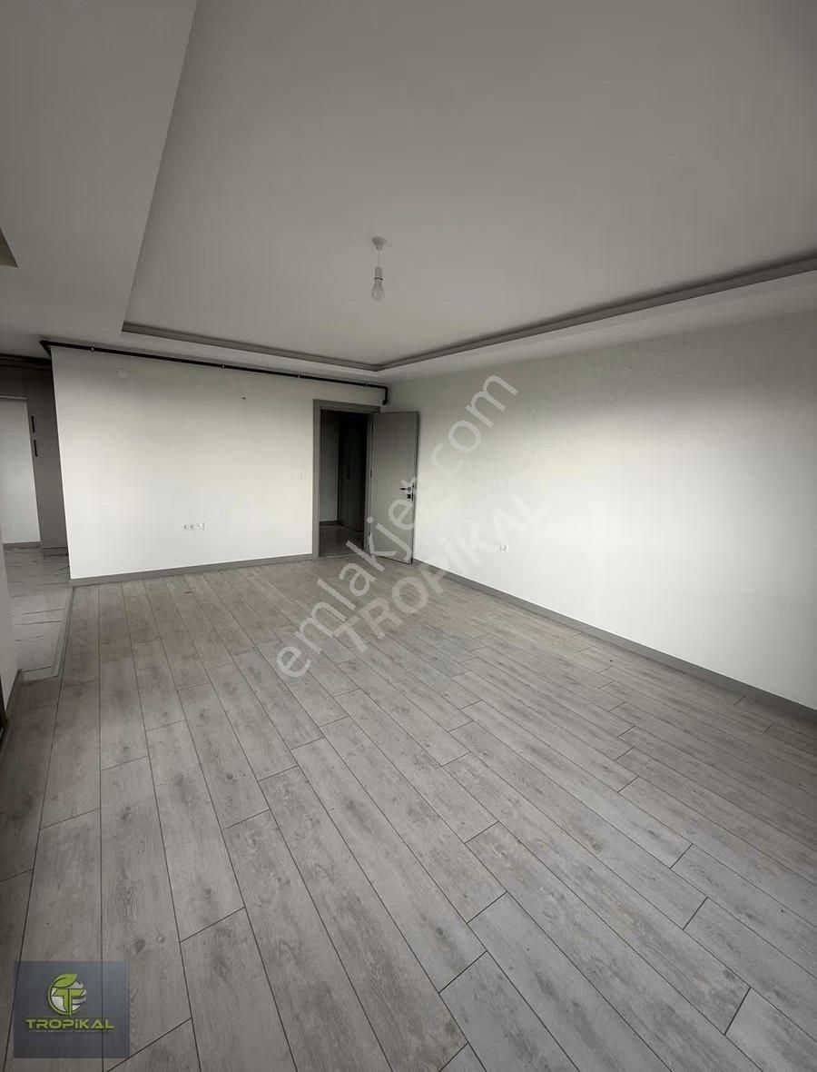 Yeniköy'de Dubleks 4+1 Havuzlu Daire - Görsel 23