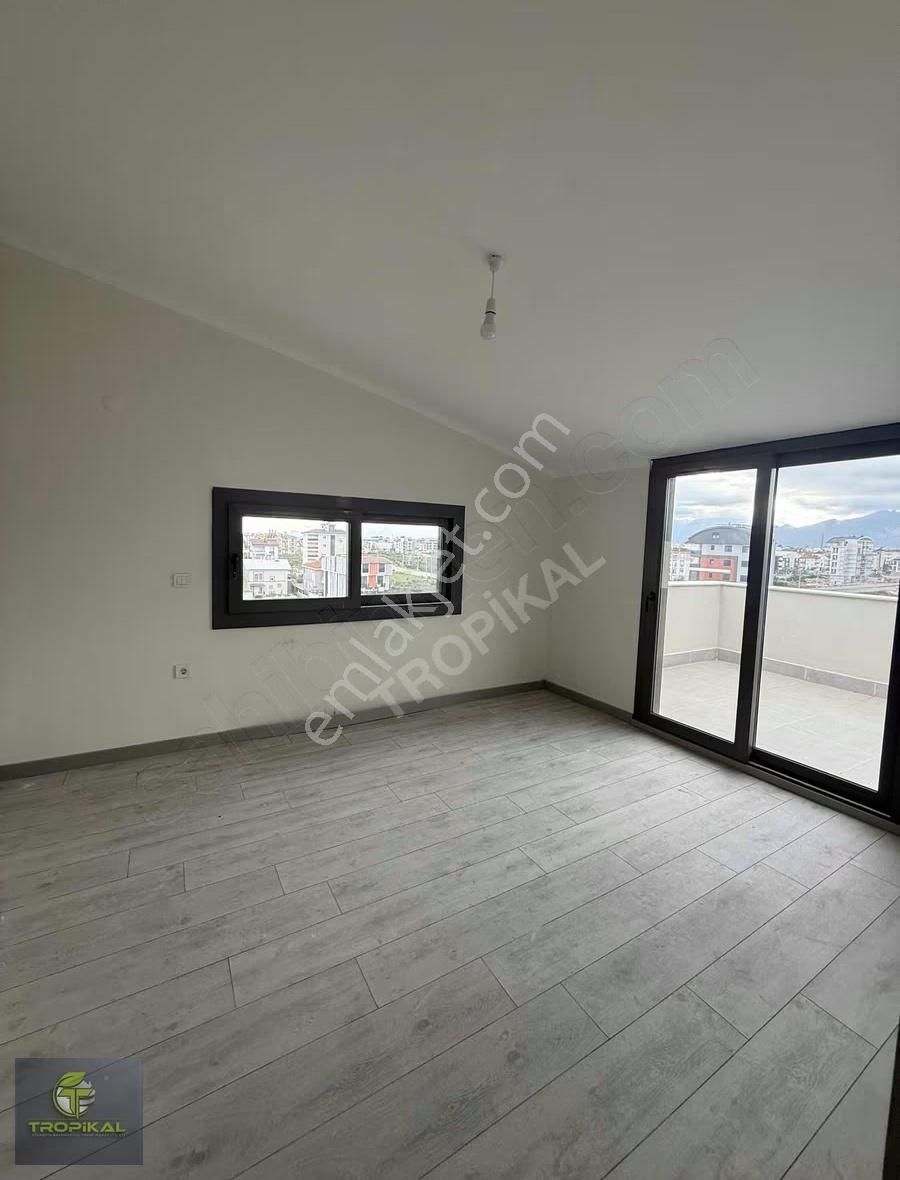 Yeniköy'de Dubleks 4+1 Havuzlu Daire - Görsel 18