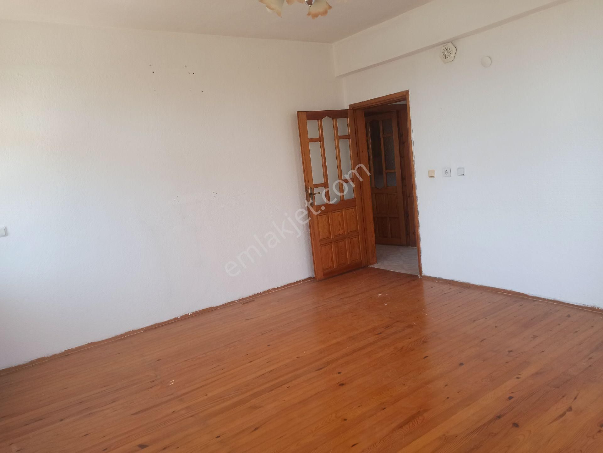 İdamax'tan Salkım Evler'de Geniş Uygun Fiyatlı Kiralık 3+1 - Görsel 7