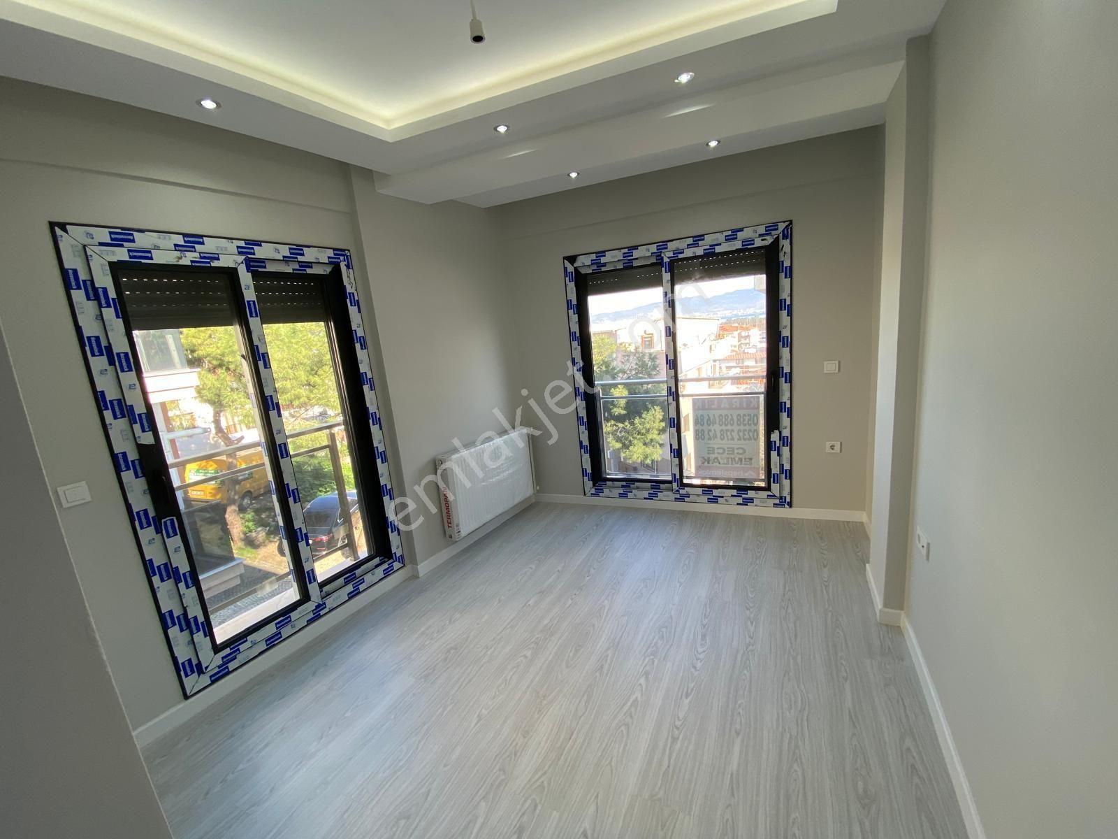 İzmir Balçova Eğitim Mah Sıfır 2+1 Asansörlü Otoparklı Balkonlu 3 Cephesi Açık Kiralık - Görsel 12