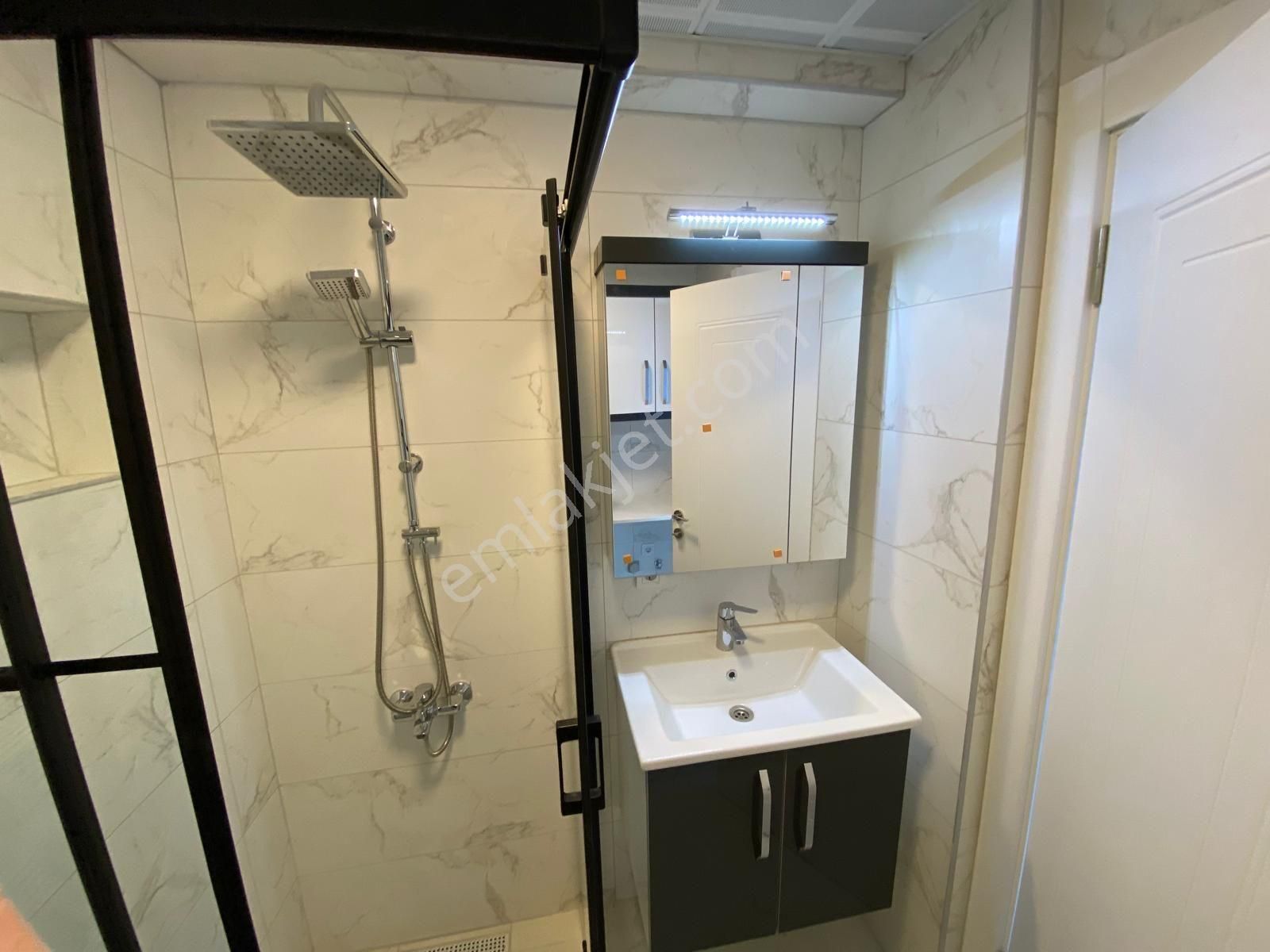 İzmir Balçova Eğitim Mah Sıfır 2+1 Asansörlü Otoparklı Balkonlu 3 Cephesi Açık Kiralık - Görsel 9