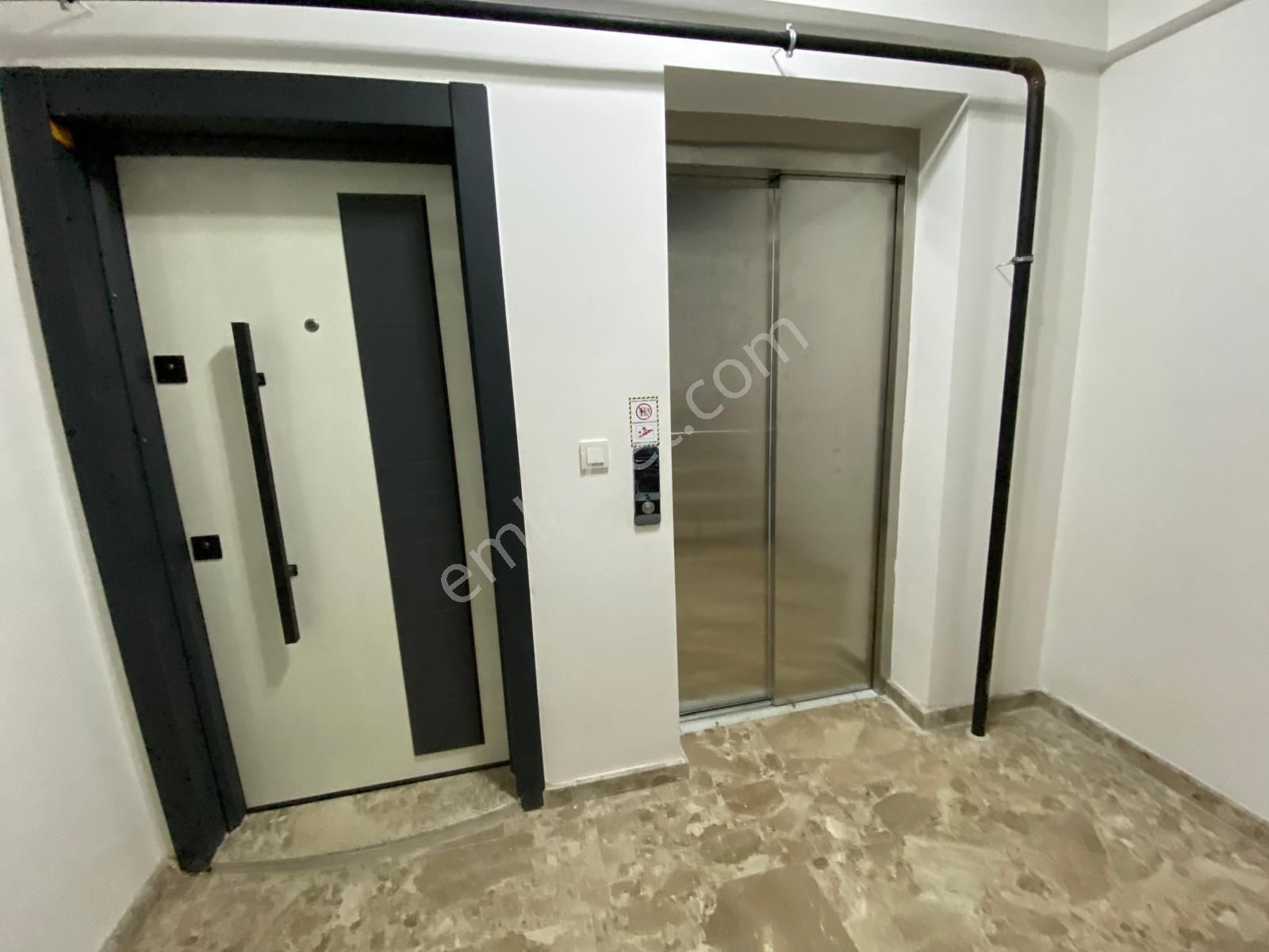 İzmir Balçova Eğitim Mah Sıfır 2+1 Asansörlü Otoparklı Balkonlu 3 Cephesi Açık Kiralık - Görsel 14