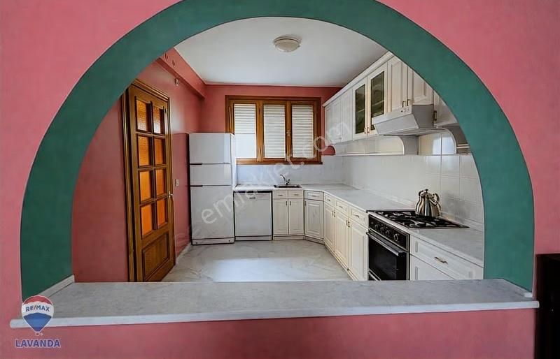 Denize Sıfır Özel Plajlı Site İçerisinde 4+1 Villa - Görsel 32