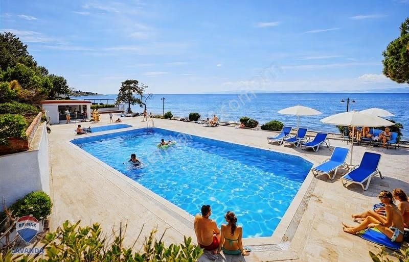 Denize Sıfır Özel Plajlı Site İçerisinde 4+1 Villa - Görsel 19