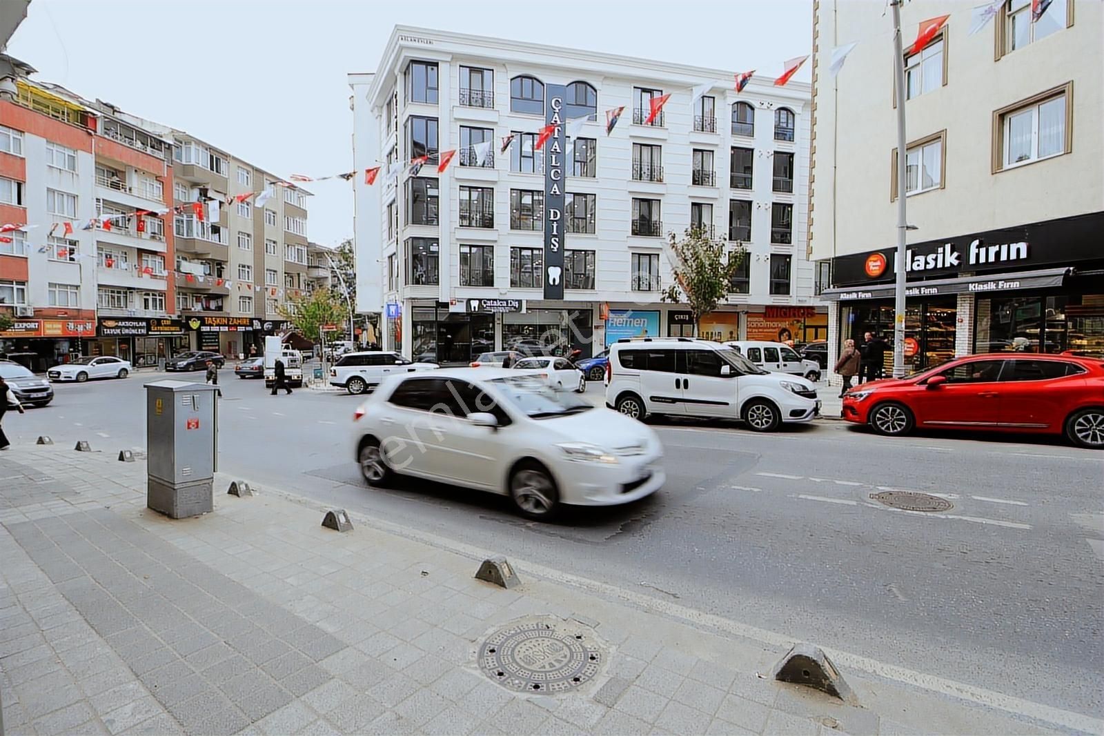 Dakik Emlaktan Atatürk Caddesi Üzerinde 35m² Satılık Dükkan.... - Görsel 7