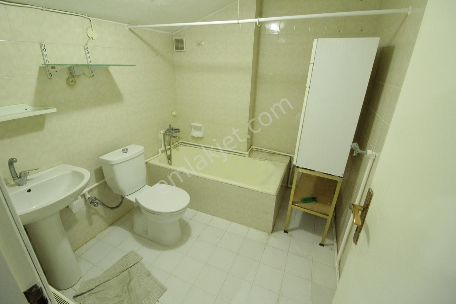 Dakik Emlaktan Merkezi Konumda 5+1 205m² Dublex Daire... - Görsel 3