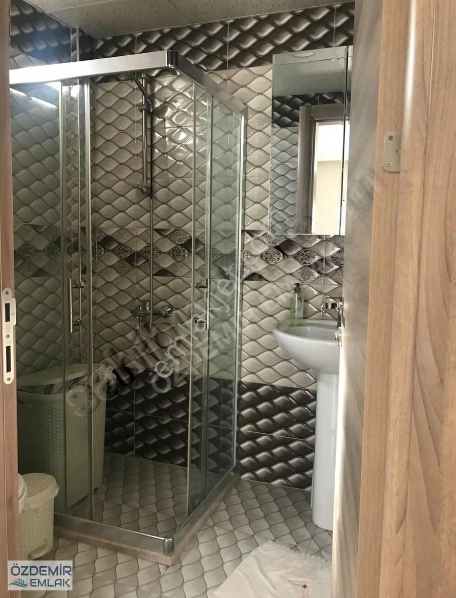 Özdemir Emlaktan Satılık Ara Kat Geniş 3+1 Daire - Görsel 12