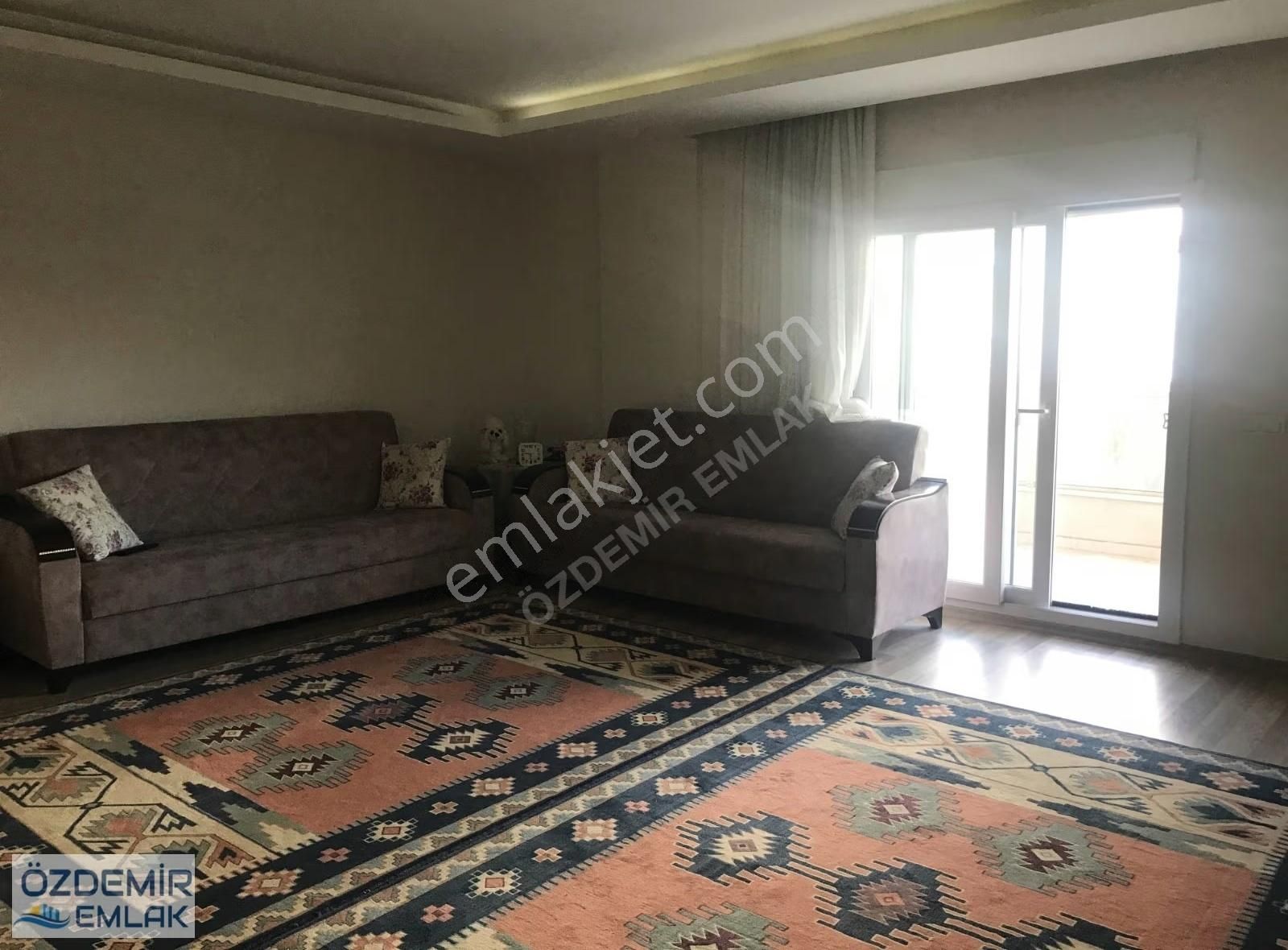 Özdemir Emlaktan Satılık Ara Kat Geniş 3+1 Daire - Görsel 7