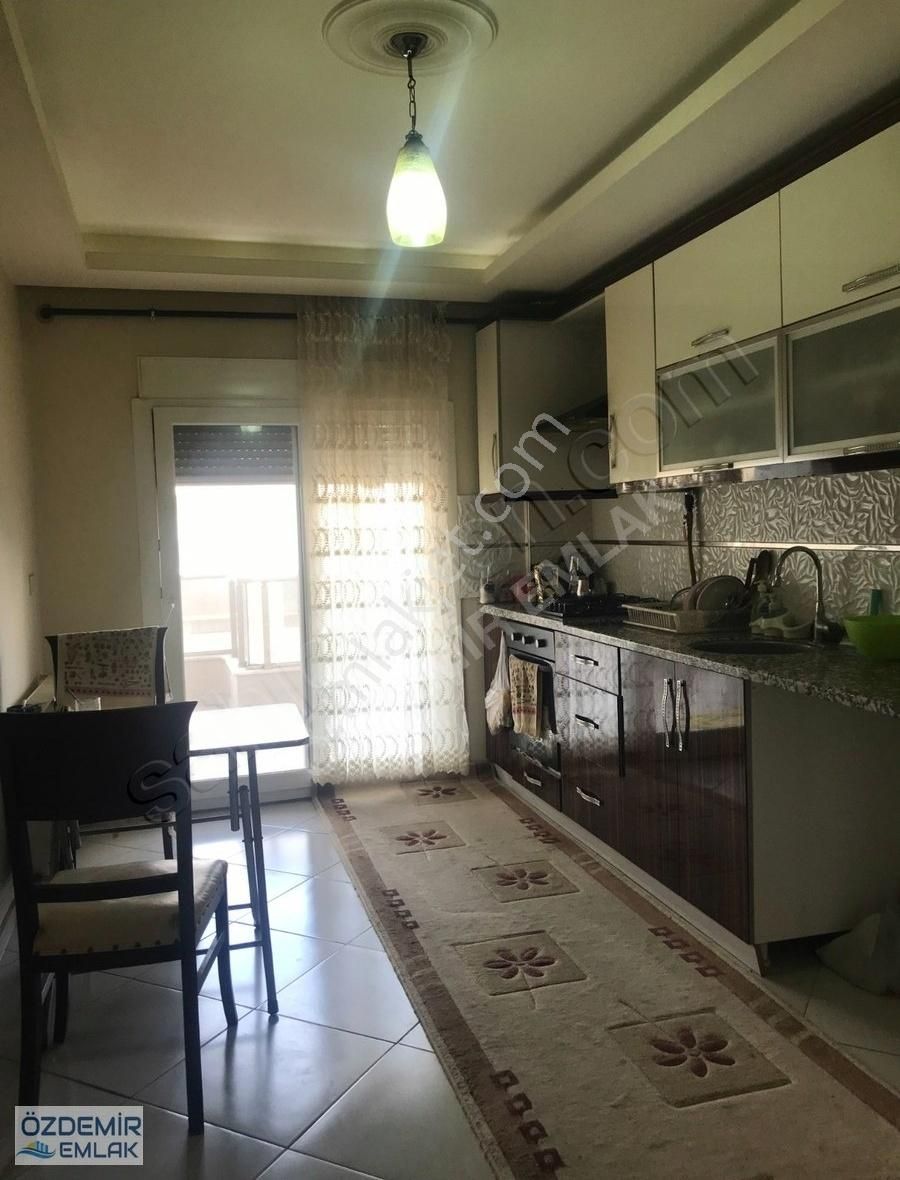 Özdemir Emlaktan Satılık Ara Kat Geniş 3+1 Daire - Görsel 25