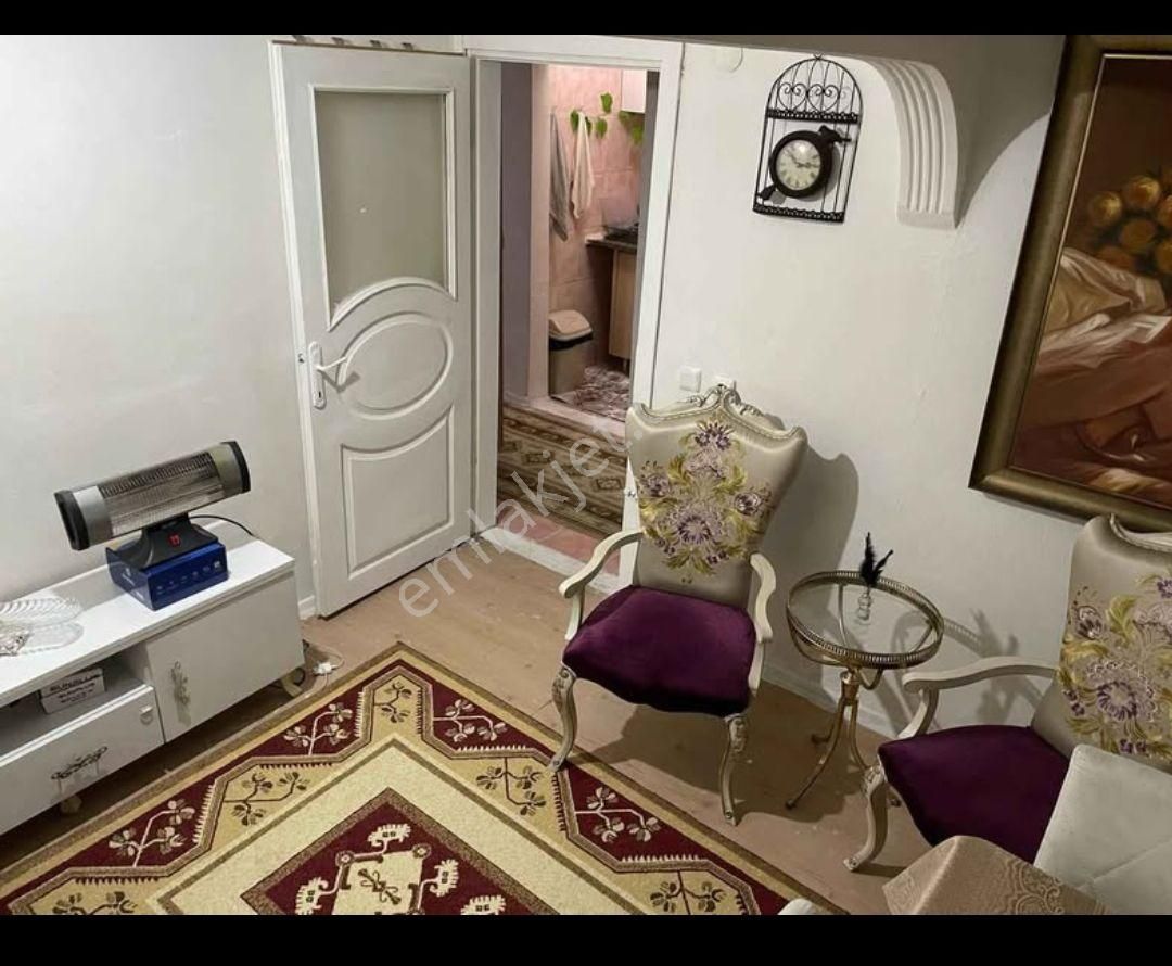 1+1 Bahçekatı60metrekare Arka Cephe Yatırımlık Kiracılı Daire - Görsel 4