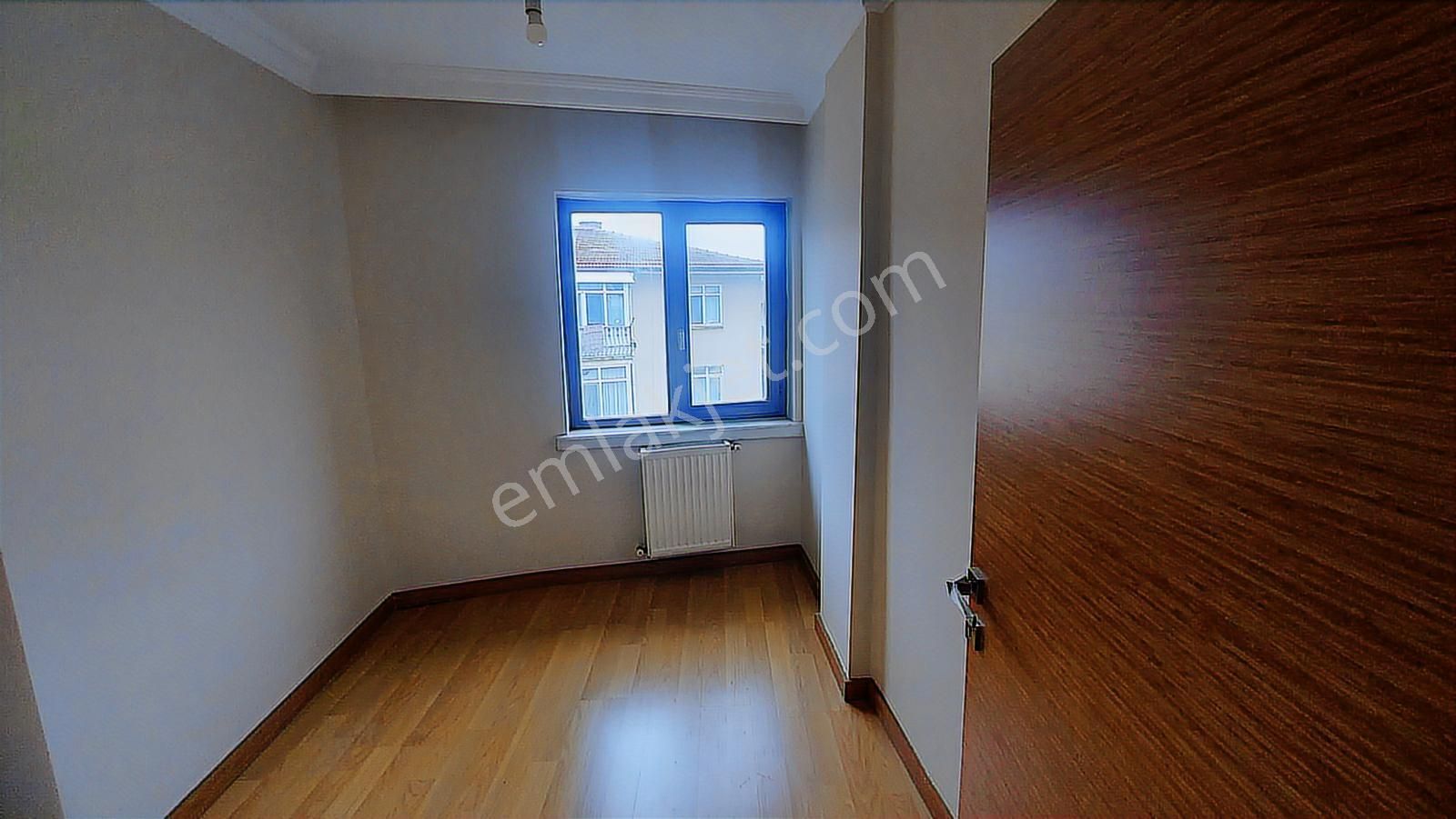 Metro Yakını 3+1 Kiralık Daire - Görsel 3