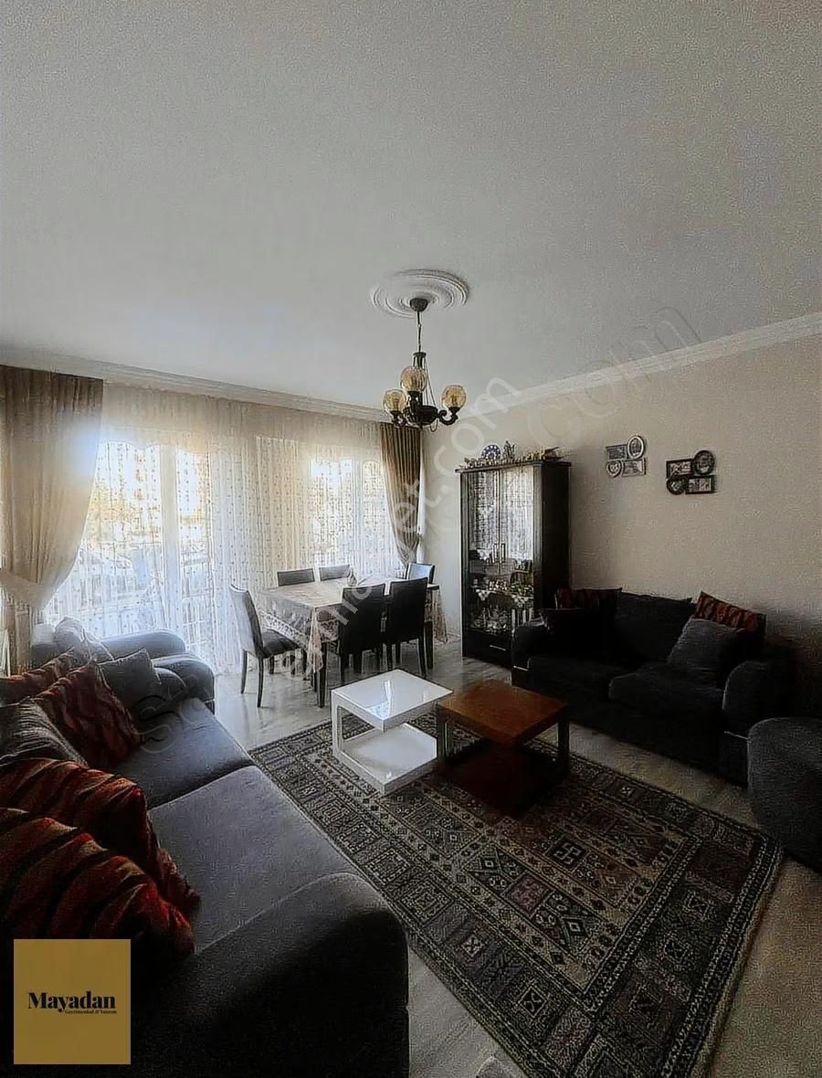 Mayadan Gyo Sunullah Mah. Park Karşında Bahçeli 3+1 Satılık Dair