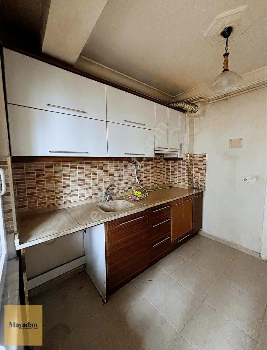 Mayadan Gyo Paşabayırda Ara Kat 3+1 Geniş Satılık Daire