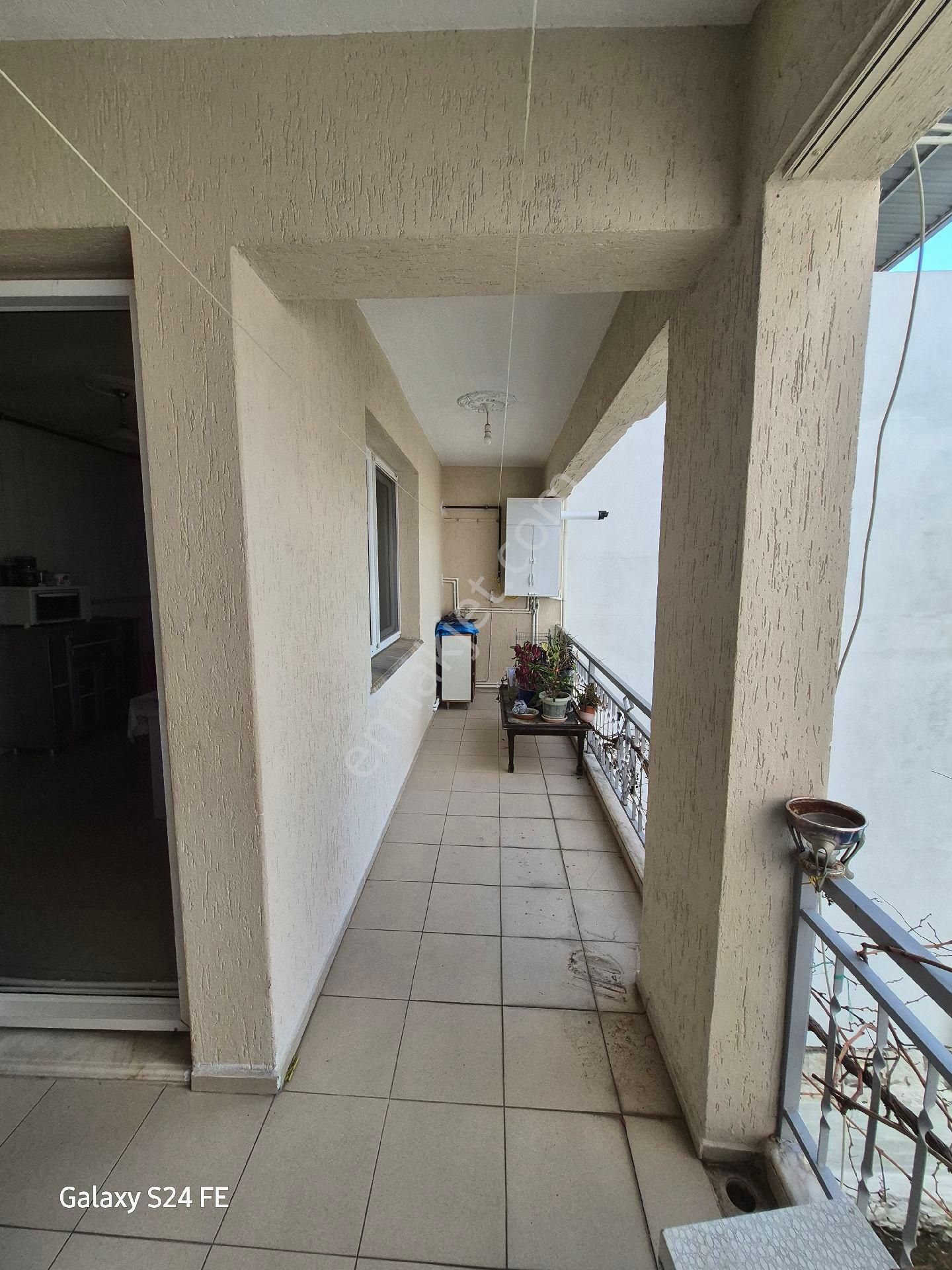 Bornova Pınarbaşında 2+1 Kiralık Daire - Görsel 7