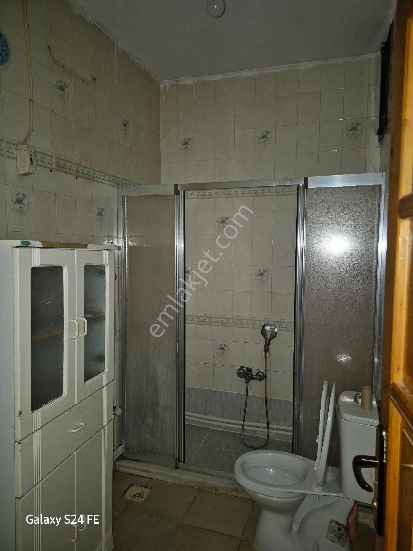 Bornova Pınarbaşında 2+1 Kiralık Daire - Görsel 18