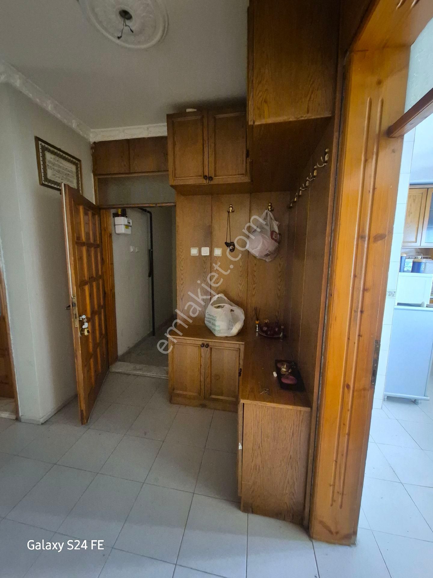 Bornova Pınarbaşında 2+1 Kiralık Daire - Görsel 6