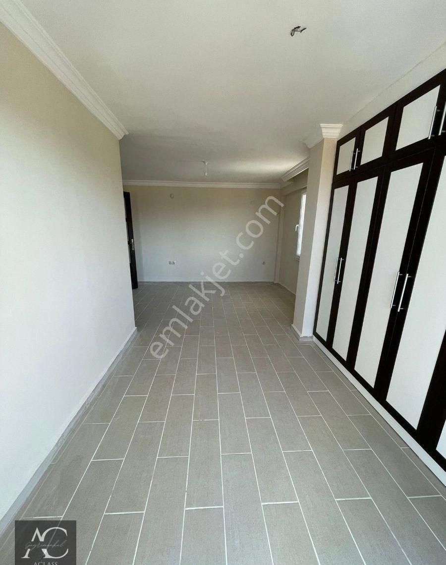 Merkezı Konum-panaromık Denız Manzarası-olimpik Havuz-peyzaj-otopark-market-3+2 Çatı Dublex - Görsel 5