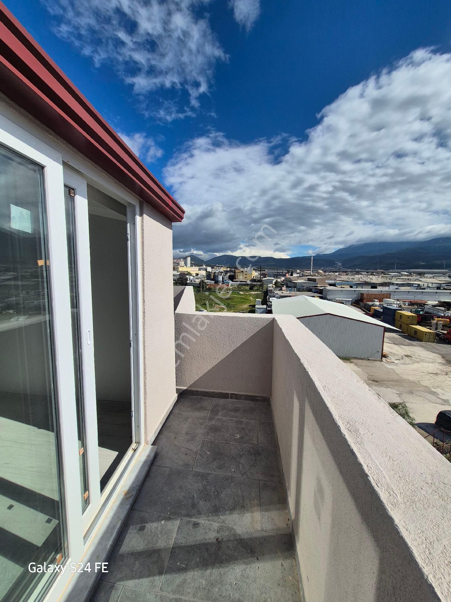 Bornova Doğanlar Da 3+1 Satılık Lüks Daire