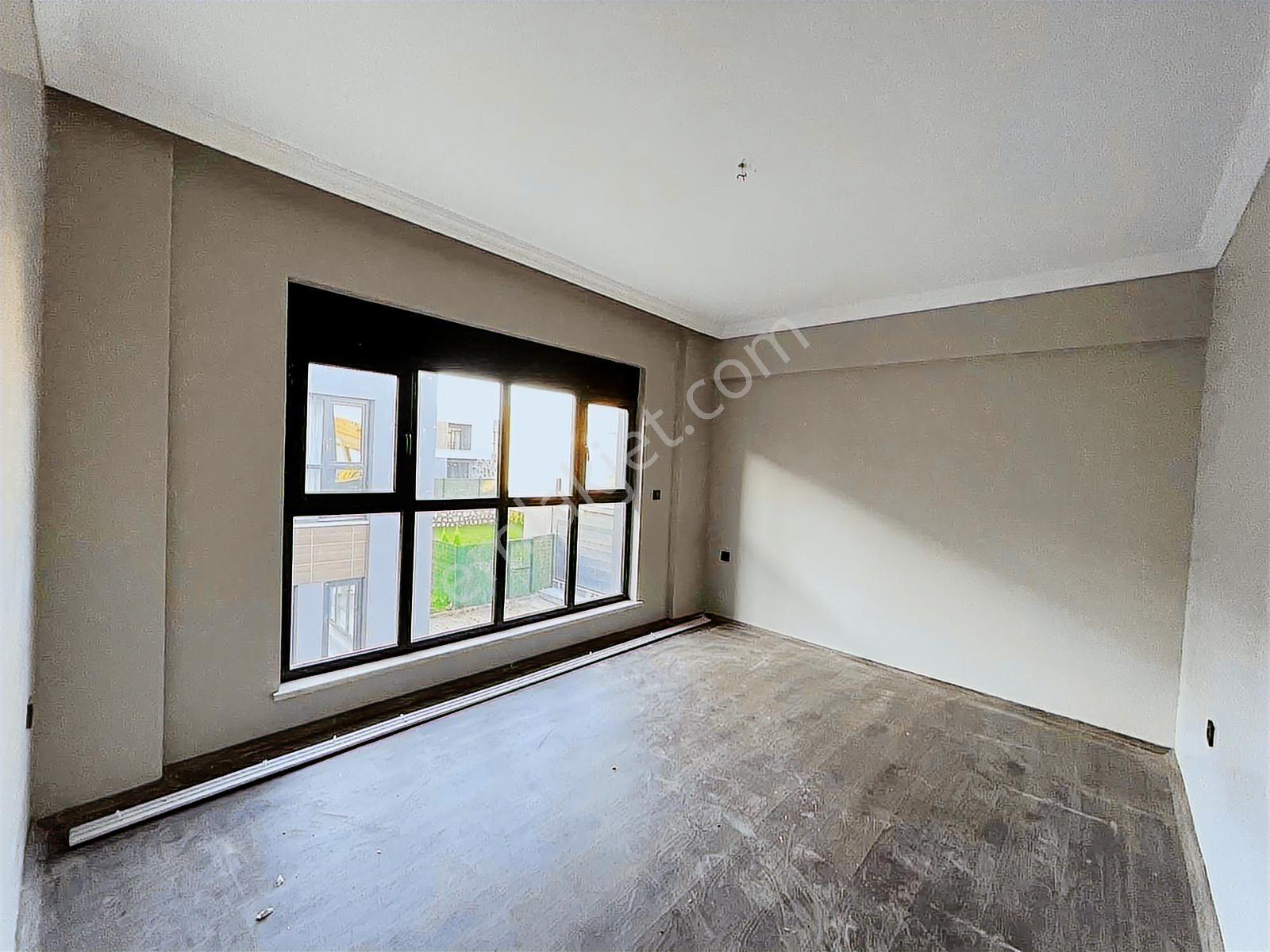 Z Group'dan Körkün Migros Arkası Havuzlu Sitede 3+1 Villa - Görsel 31