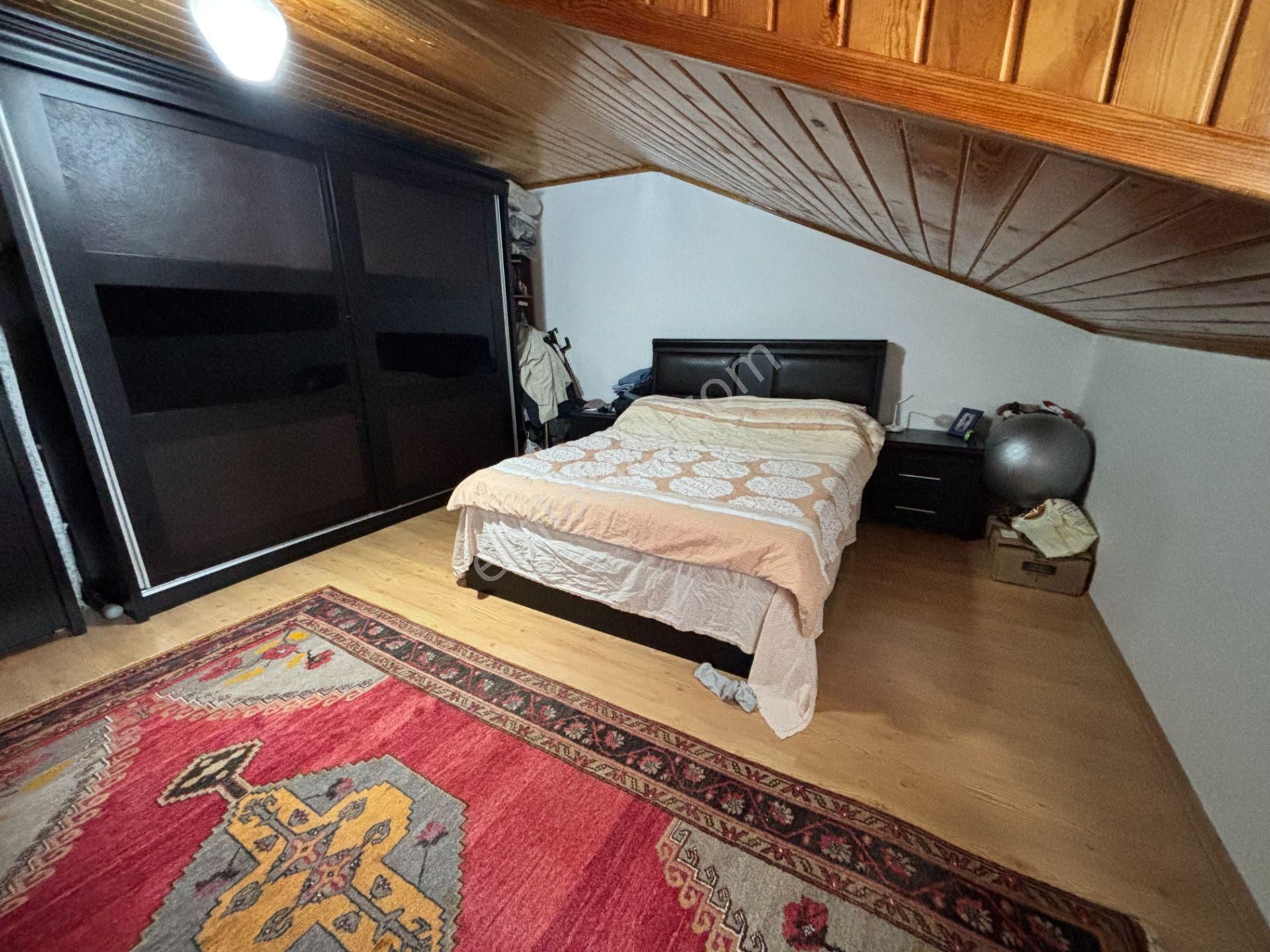 Çekmeköy Merkez Mh. 5+2 Satılık Dubleks Daire Bağımsız Girişli - Görsel 31