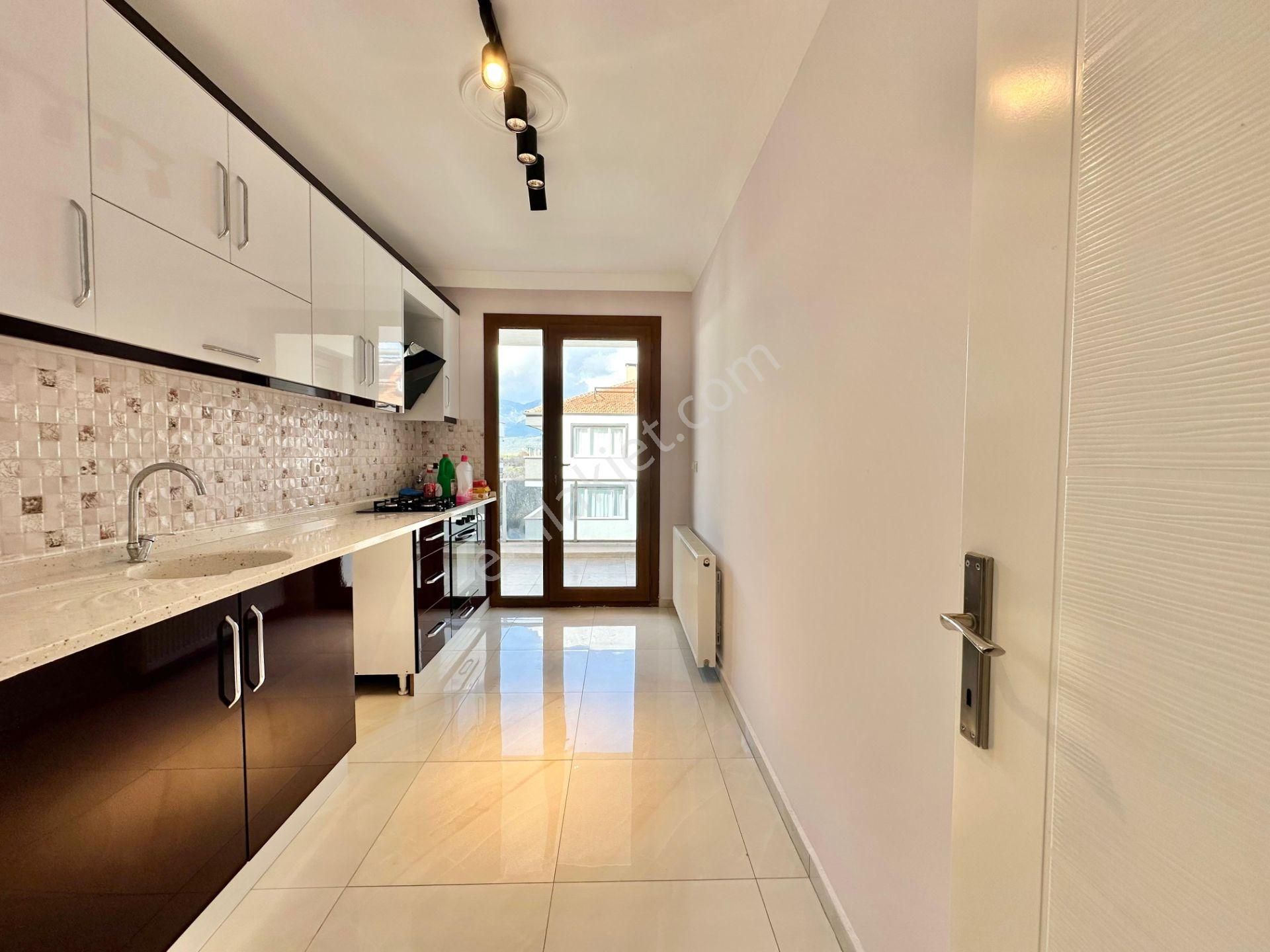 ꧁yetkili Ay Emlaktan꧂akçay'da Dağ Manzaralı Çift Mutfak Çift Ebeveyn Banyolu Sıfır 4+1 Dublex Daire - Görsel 3