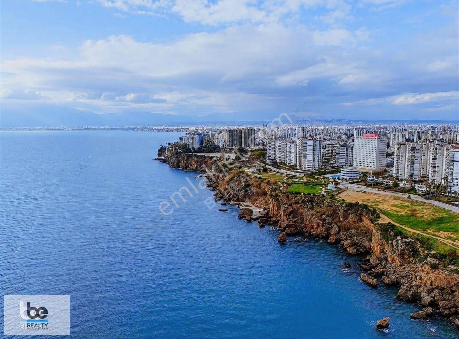Eski Larada Denize Sıfır Seçkin Sitede 4+1 Özel Bahçe Dubleksi - Görsel 12