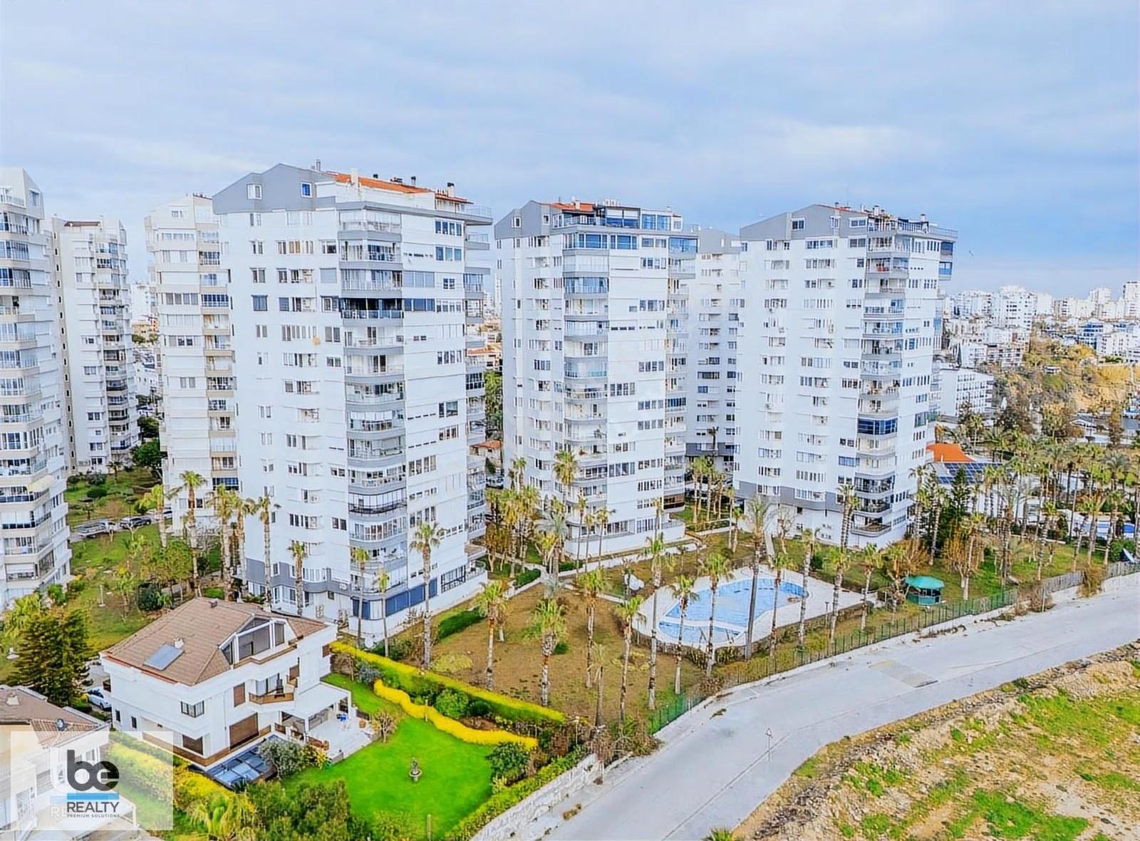 Eski Larada Denize Sıfır Seçkin Sitede 4+1 Özel Bahçe Dubleksi - Görsel 24