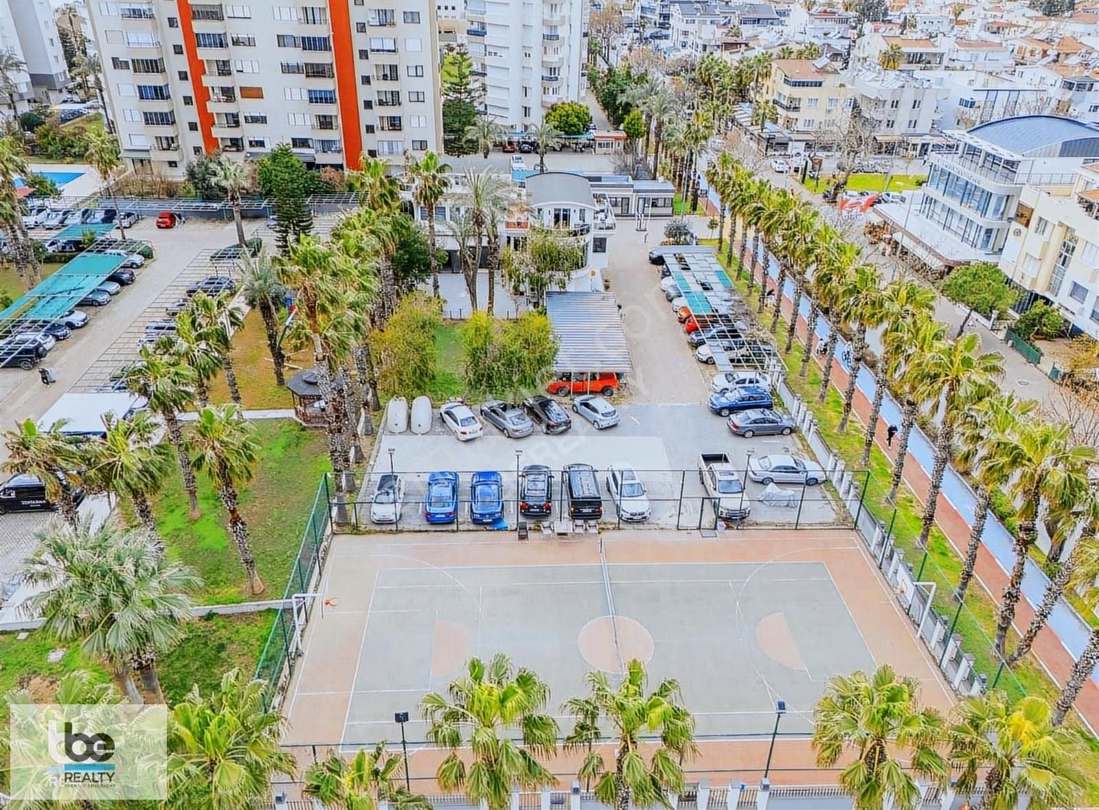 Eski Larada Denize Sıfır Seçkin Sitede 4+1 Özel Bahçe Dubleksi - Görsel 4