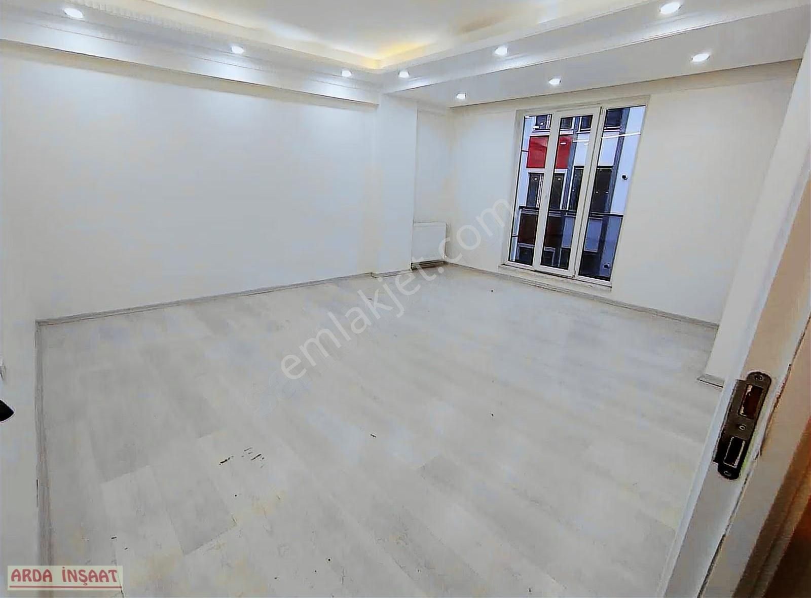S.çiftliği Mah Tramvaya 1 Dk 2 Yıllık Kiralık Asansörlü Ara Kat - Görsel 6