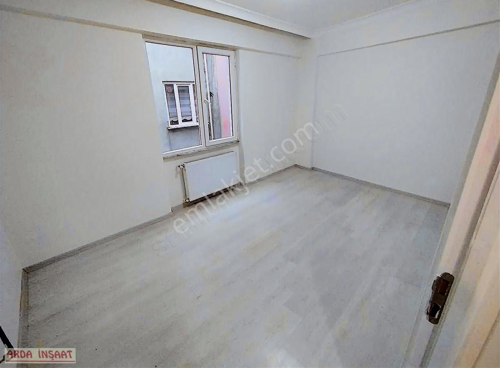 S.çiftliği Mah Tramvaya 1 Dk 2 Yıllık Kiralık Asansörlü Ara Kat - Görsel 5