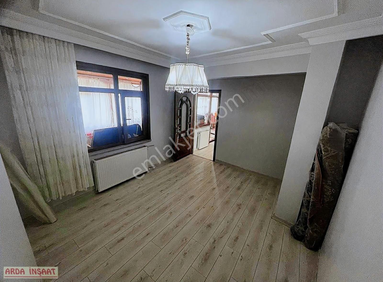 Sultançiftliği Mahallesi Tramvay Dibi Lüks Çatı Katı 170 M2 - Görsel 4