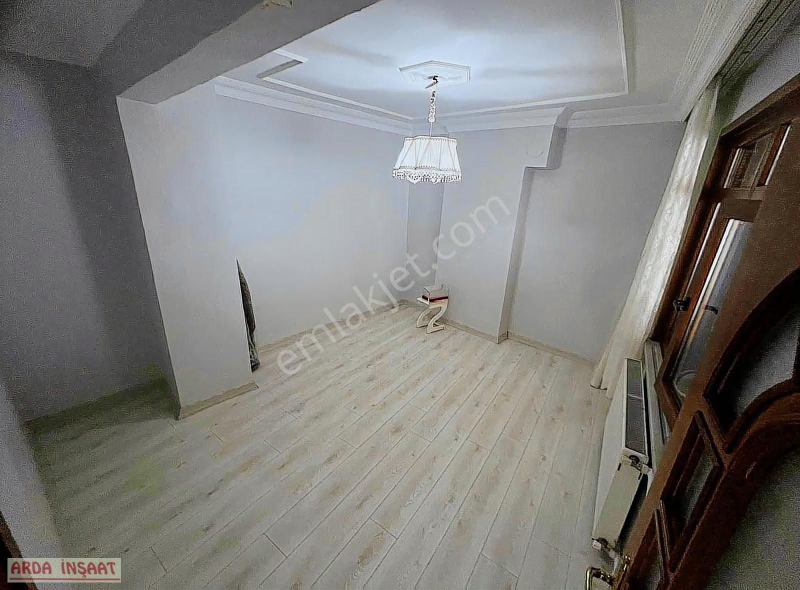 Sultançiftliği Mahallesi Tramvay Dibi Lüks Çatı Katı 170 M2 - Görsel 12