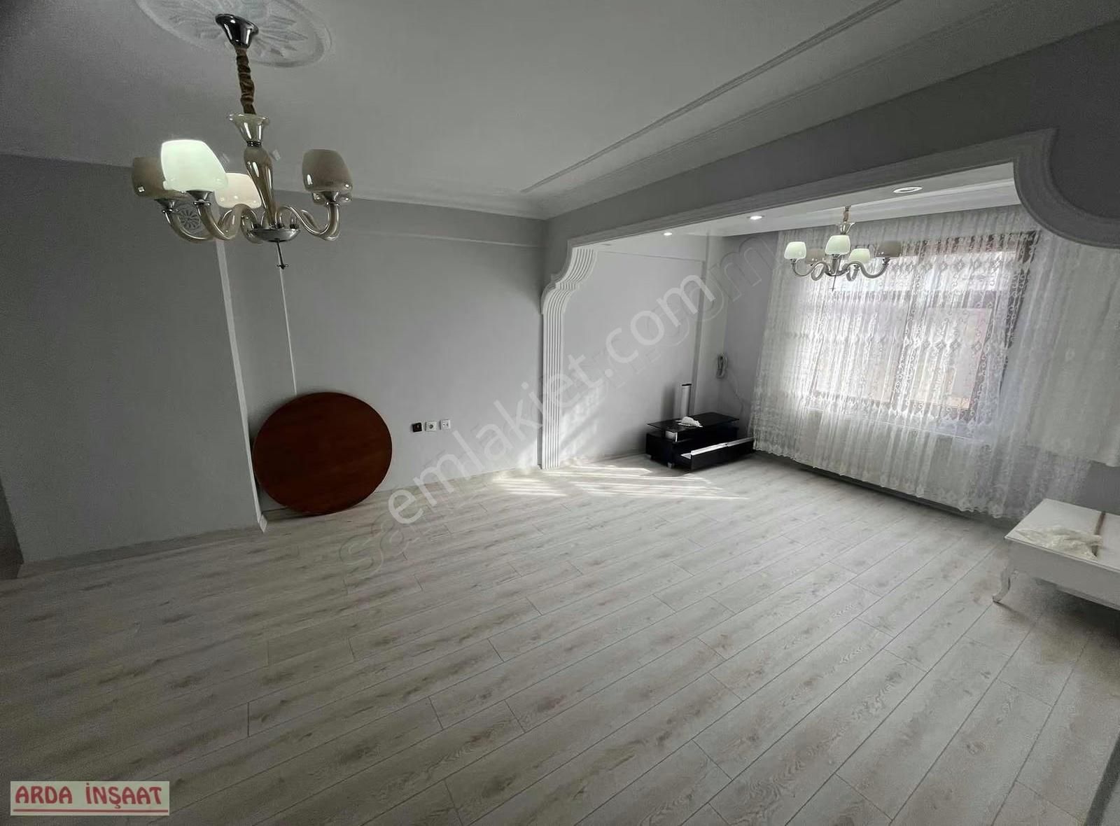 Sultançiftliği Mahallesi Tramvay Dibi Lüks Çatı Katı 170 M2 - Görsel 31