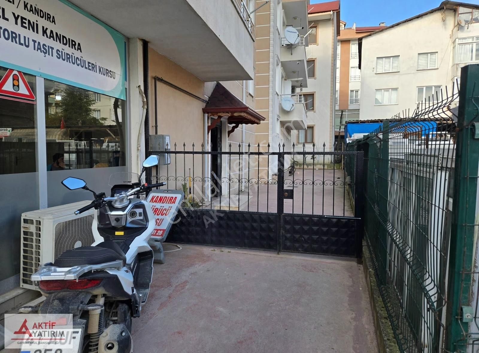 Kandıra Çarşı'da 4+1 155 M2 Net Satılık Çatı Dubleks Daire - Görsel 26