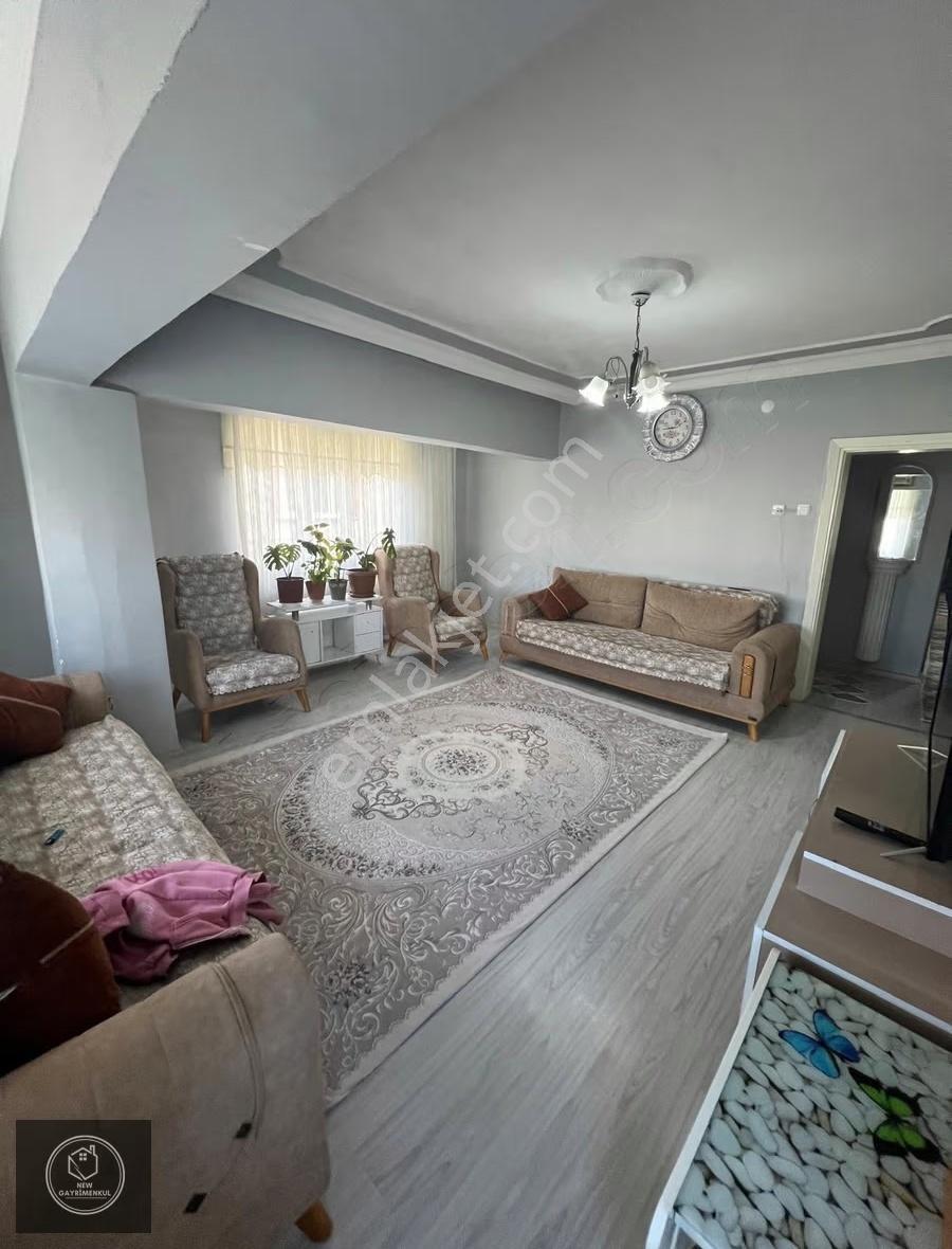 Cuma Mah. Satılık 3 Katlı Müstakil Ev - Görsel 16