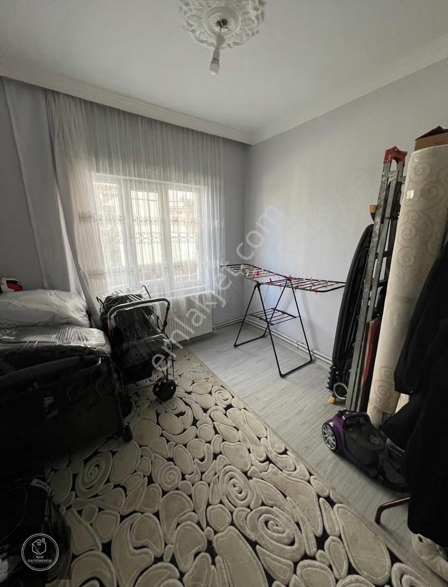 Cuma Mah. Satılık 3 Katlı Müstakil Ev - Görsel 5