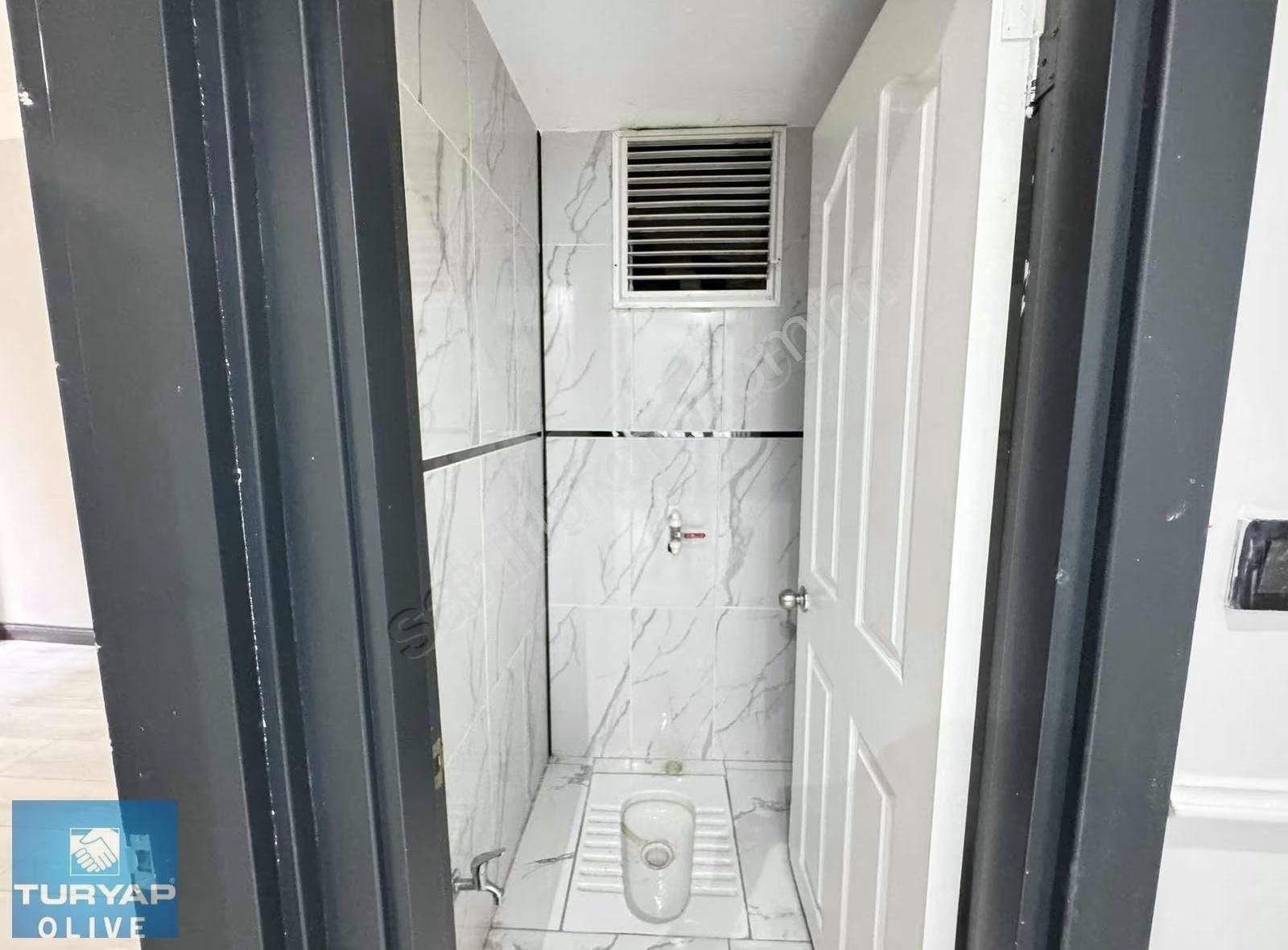 Bayrampaşa Cevatpaşa Mah 3+1 Masrafsız Kiralık Daire - Görsel 14