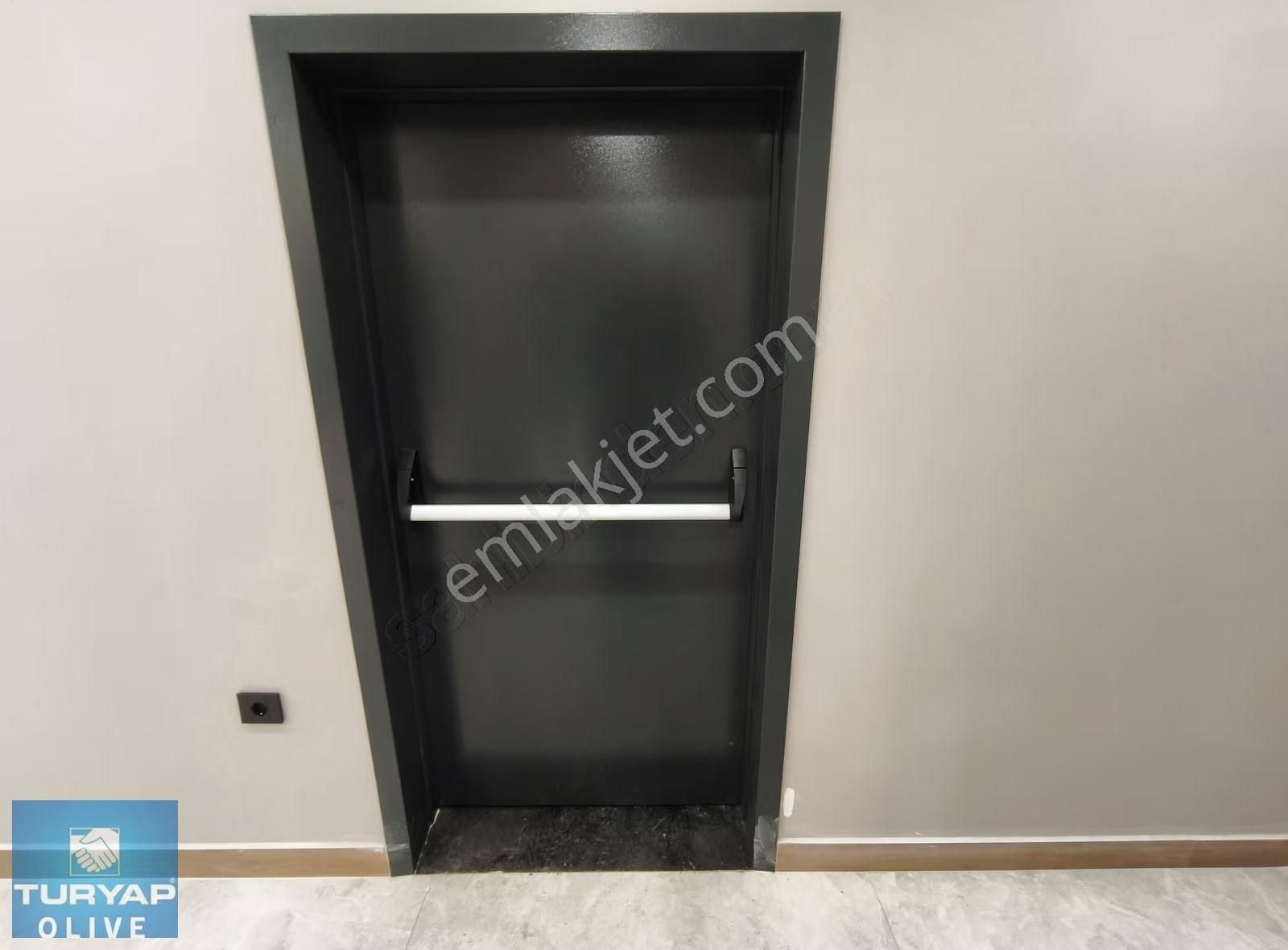 Sultangazi Cadde Üzeri Satılık Lüks Mağaza Ofis İşyeri - Görsel 17