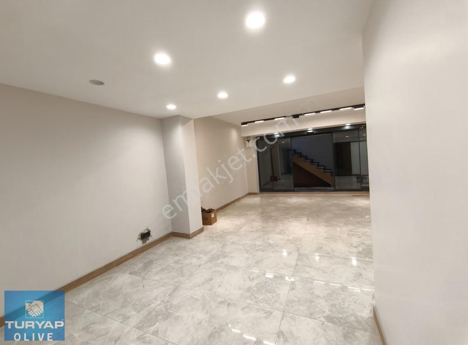 Sultangazi Cadde Üzeri Satılık Lüks Mağaza Ofis İşyeri - Görsel 24