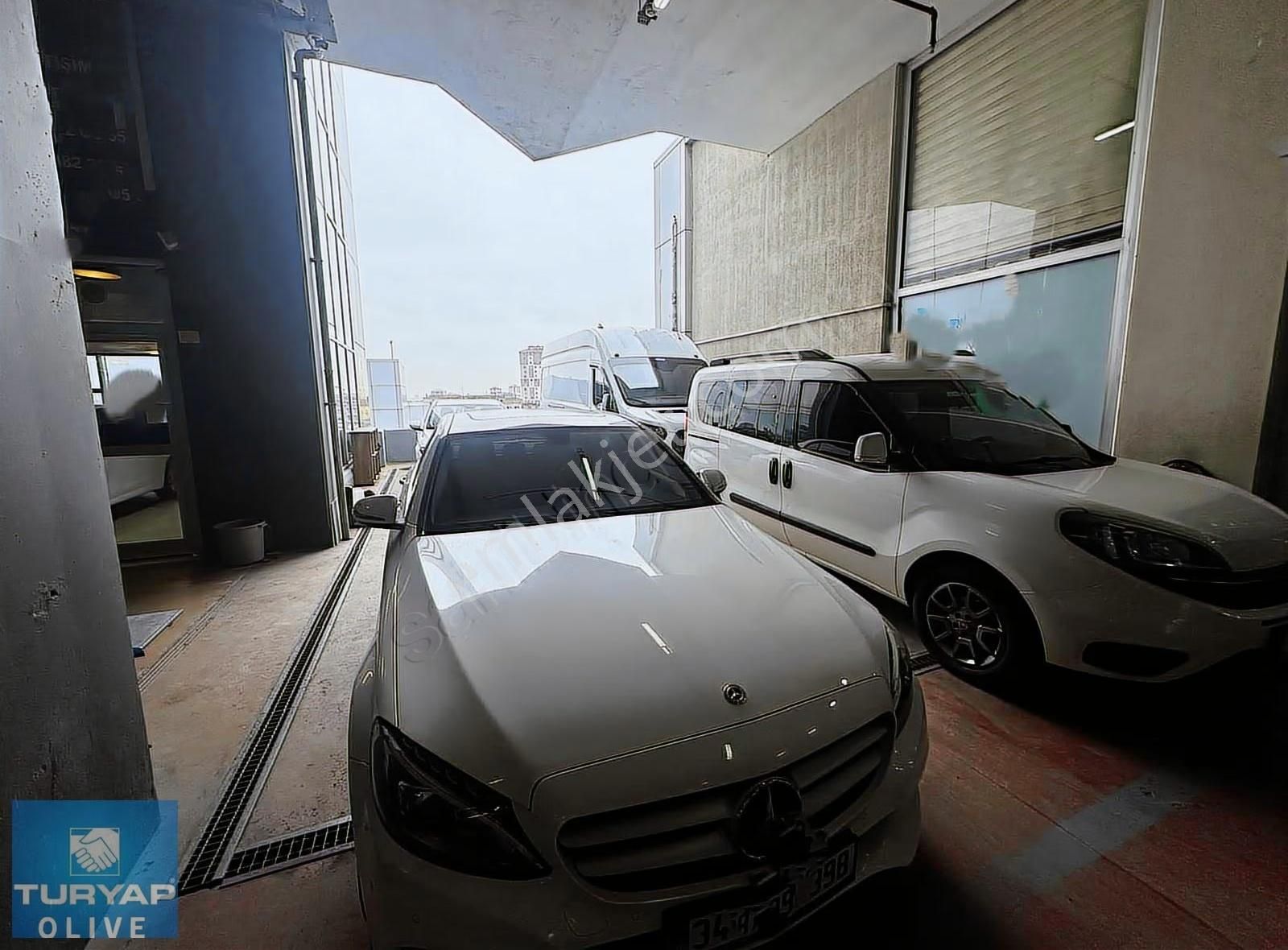 İstoç Oto Büyük Teşhirli Kiralık Köşe Dükkan 190 M2 Nefise Kasap - Görsel 10