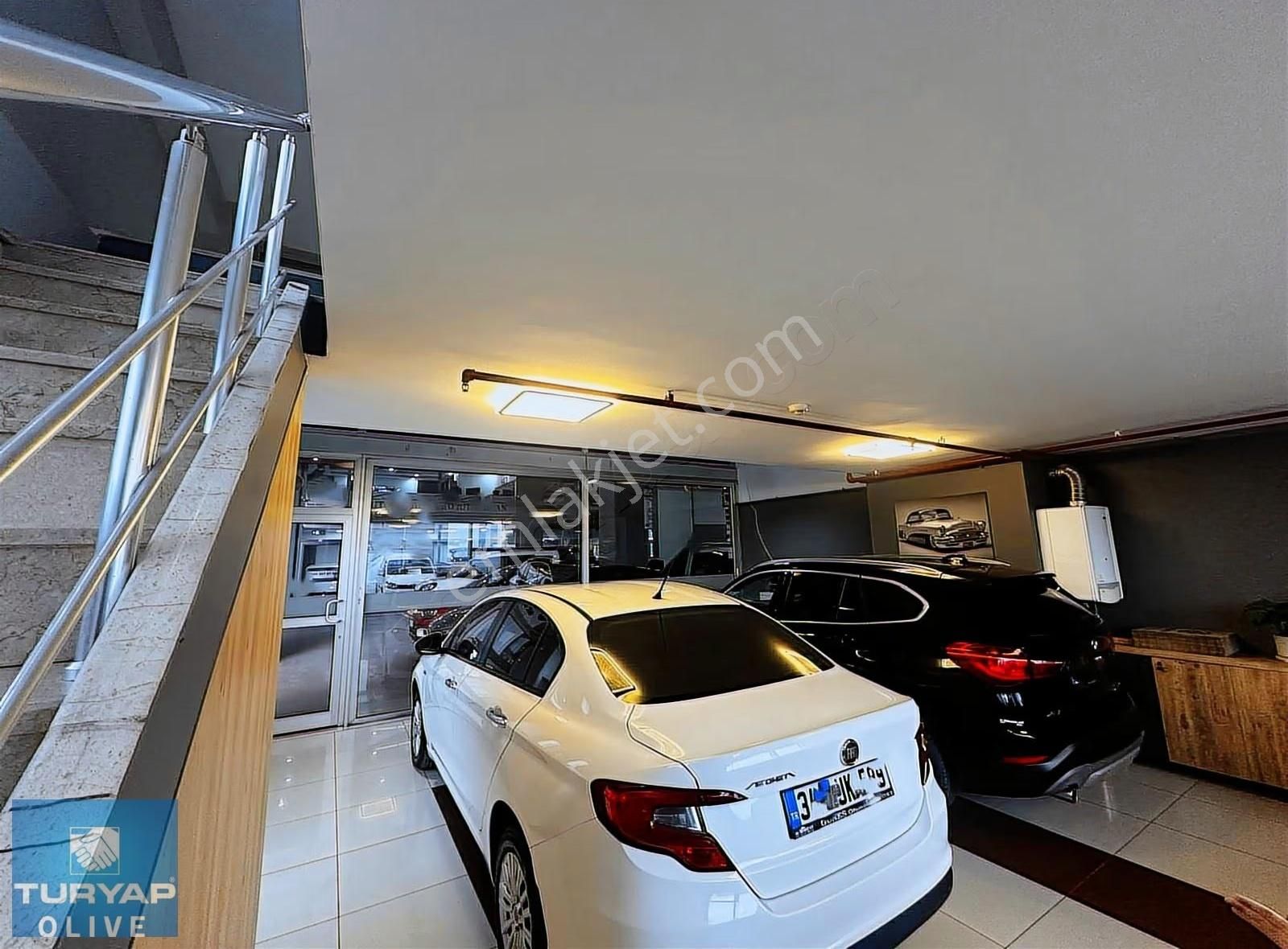 İstoç Oto Büyük Teşhirli Kiralık Köşe Dükkan 190 M2 Nefise Kasap - Görsel 2