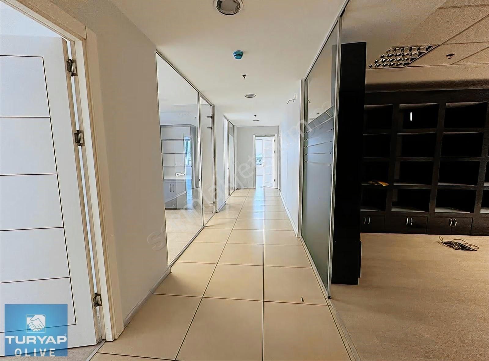 İstoç Öksüzoğlu Plaza'da 370 M2 Kiralık Plaza/ofis Nefise Kasap - Görsel 24