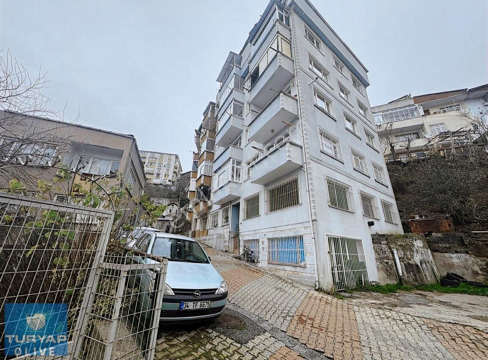 Rami Düğmeciler Mahallesinde Arakat Masrafsız Daire