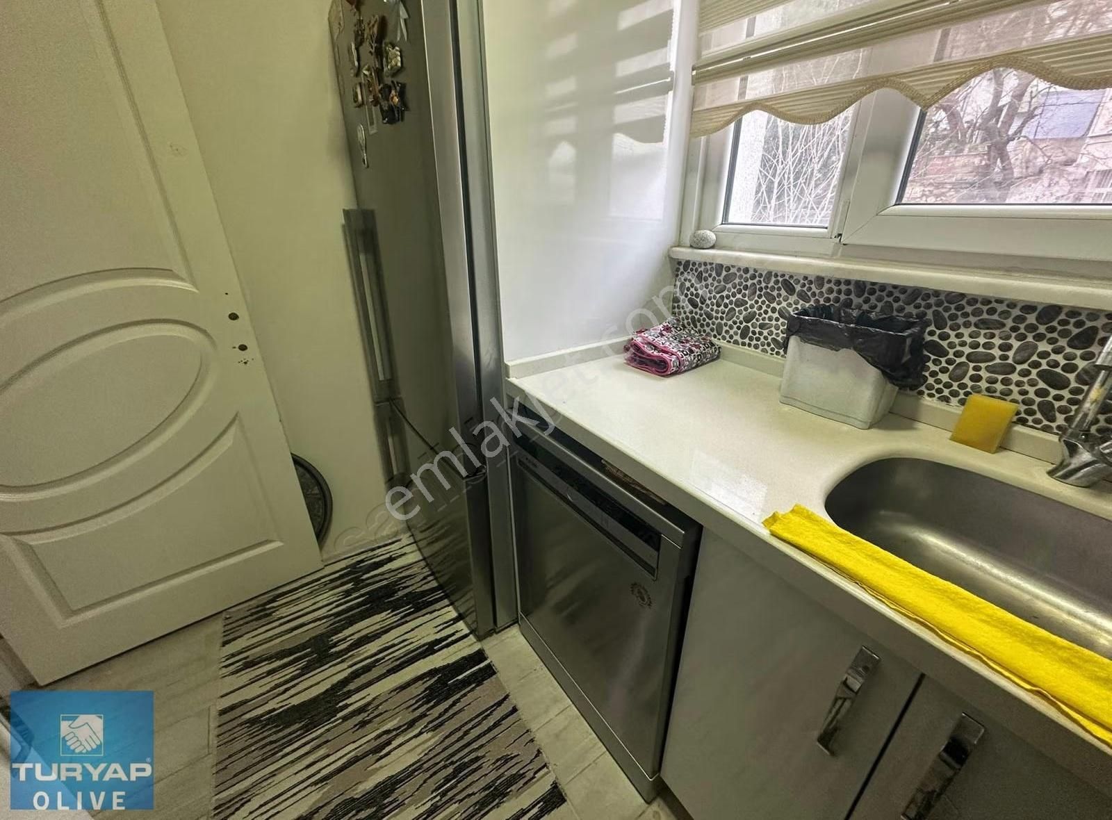 Rami Düğmeciler Mahallesinde Arakat Masrafsız Daire - Görsel 7