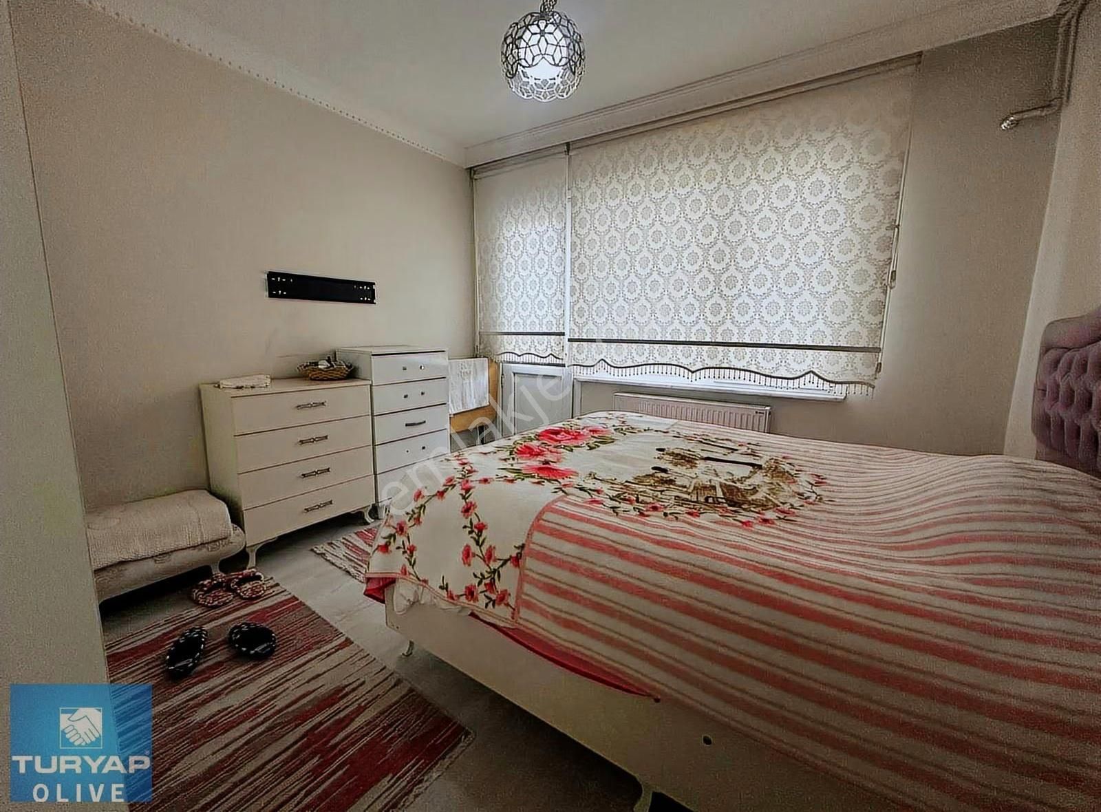 Rami Düğmeciler Mahallesinde Arakat Masrafsız Daire - Görsel 17