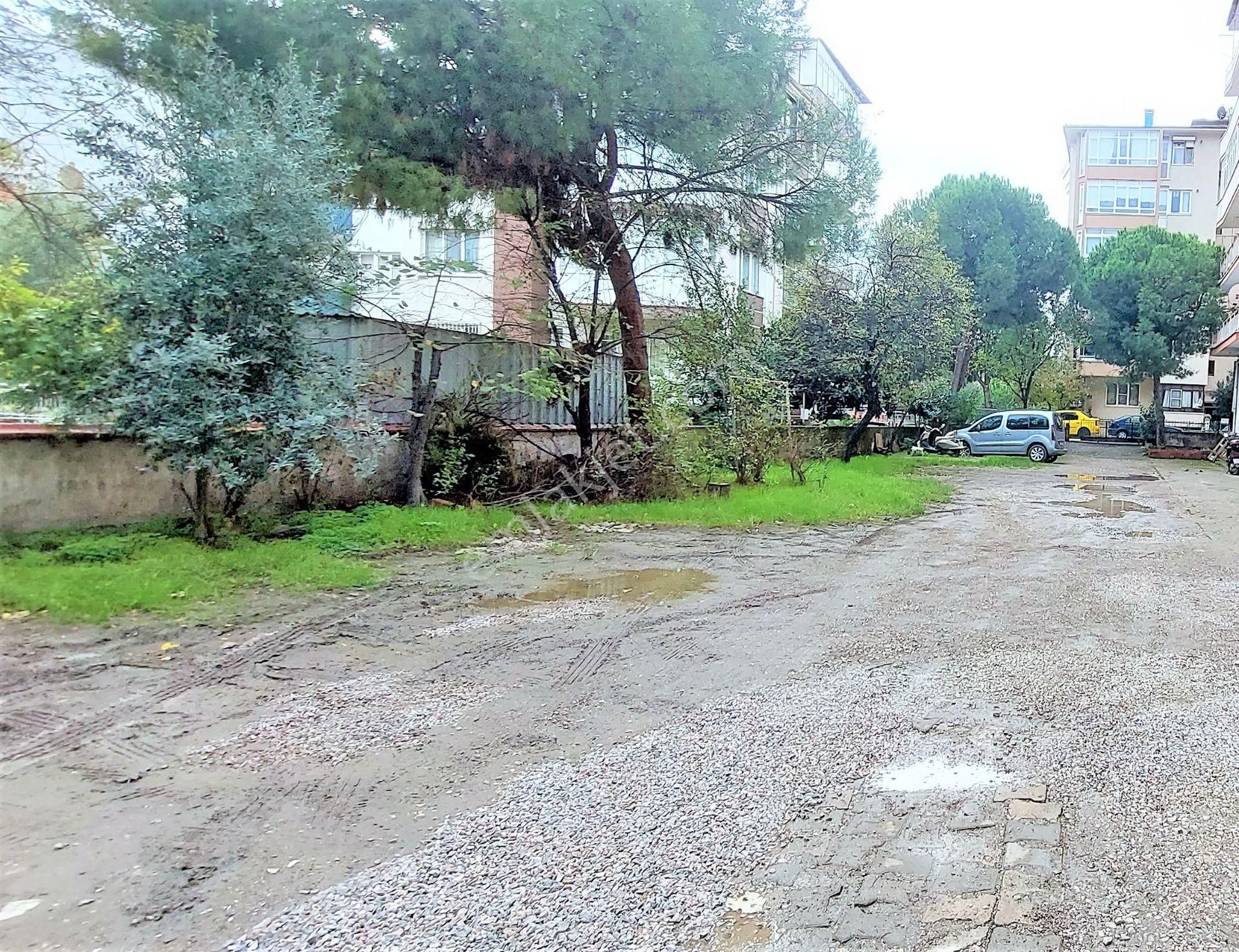 El/ya'dan Bahçelievler Mah. Mehmetcik Cad~ Arakat~asansörlü 3+1 - Görsel 25