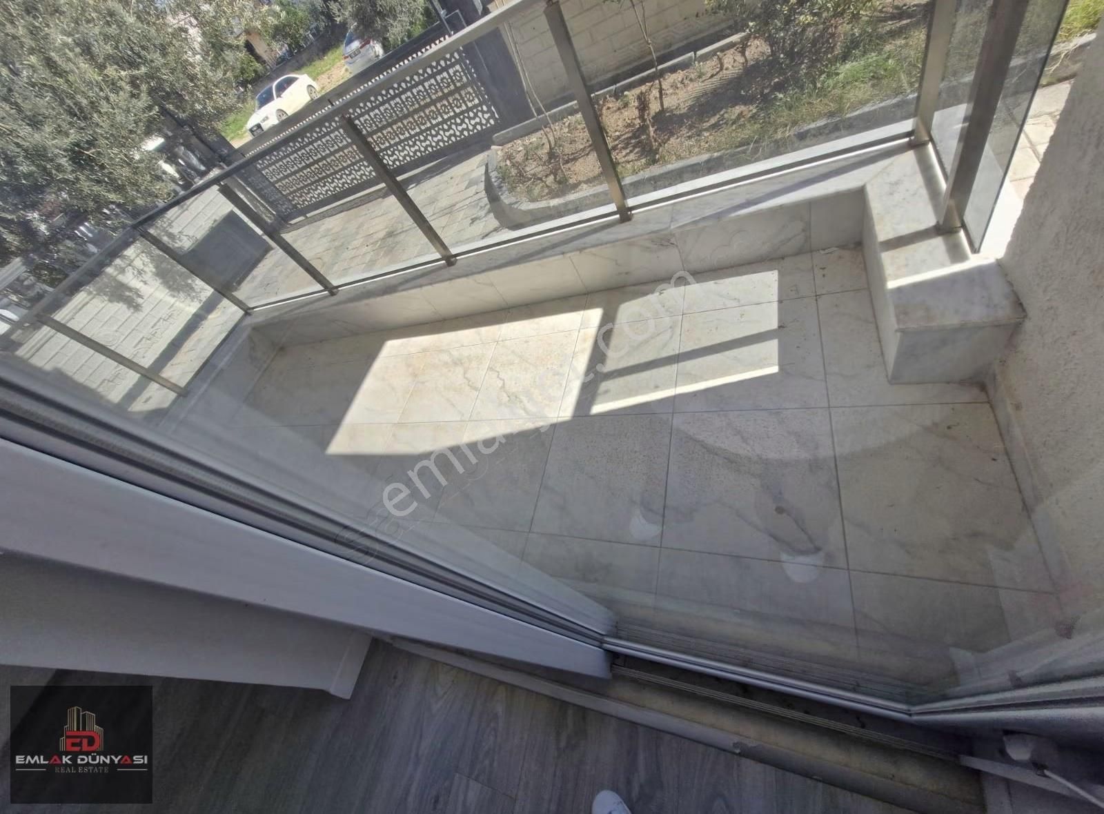 Aydoğmuşta Sıfır 2+1 Giriş Fırsat Daire - Görsel 13