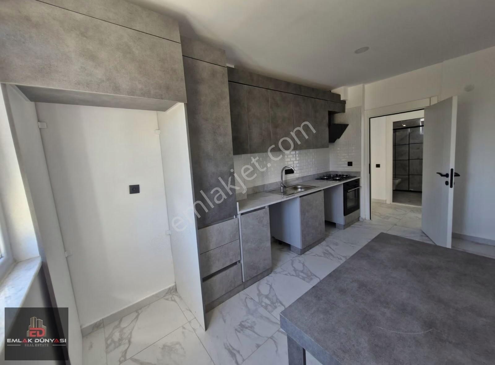 Aydoğmuşta Sıfır 2+1 Giriş Fırsat Daire - Görsel 9
