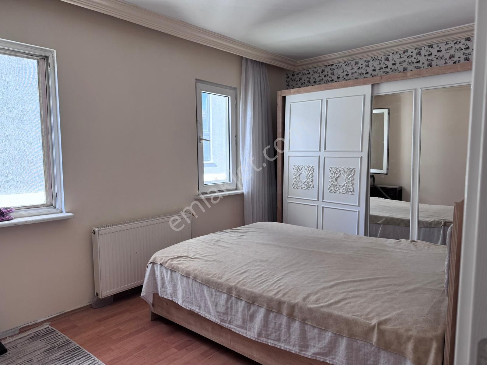 Remax Area Merkezi Konumda Kiralık Eşyalı Arakat 2+1 Daire - Görsel 12
