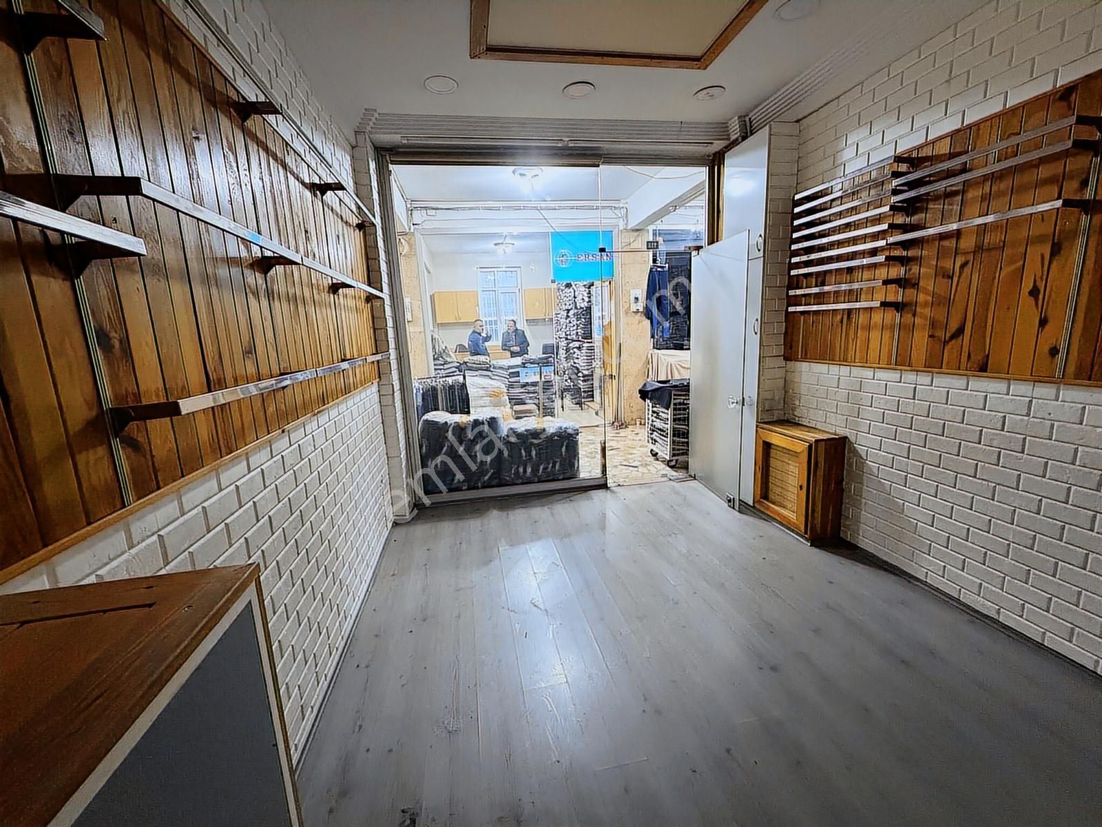 Kapalıçarşı Çarşılı Han'da | Emsali Az | Satılık Dükkan - Görsel 6